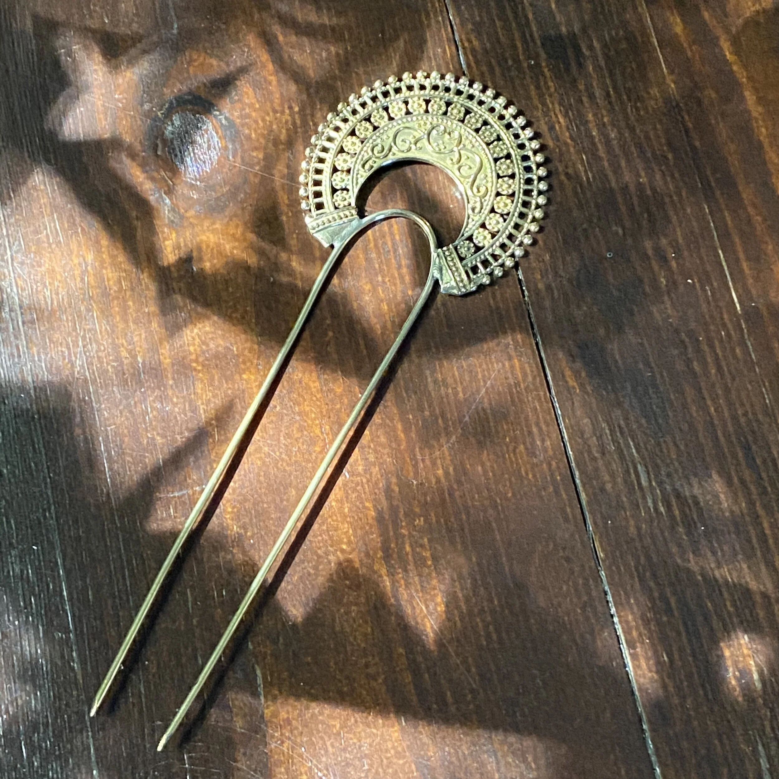 metal hair stick