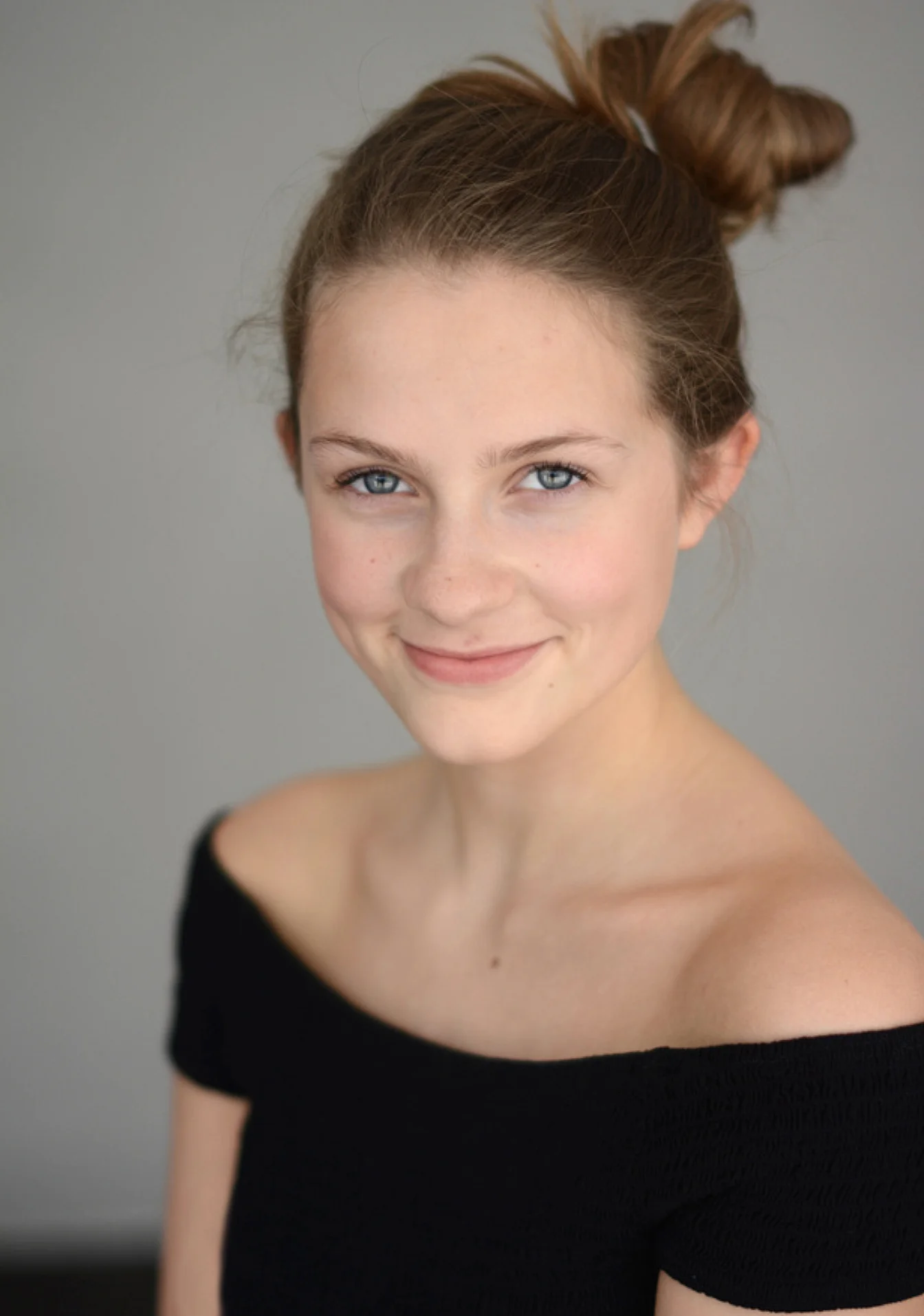 Ava_Rucci_headshot-Lorah3.jpg