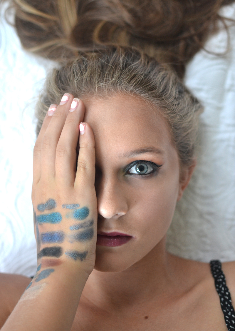  Ava as makeup artist. 
