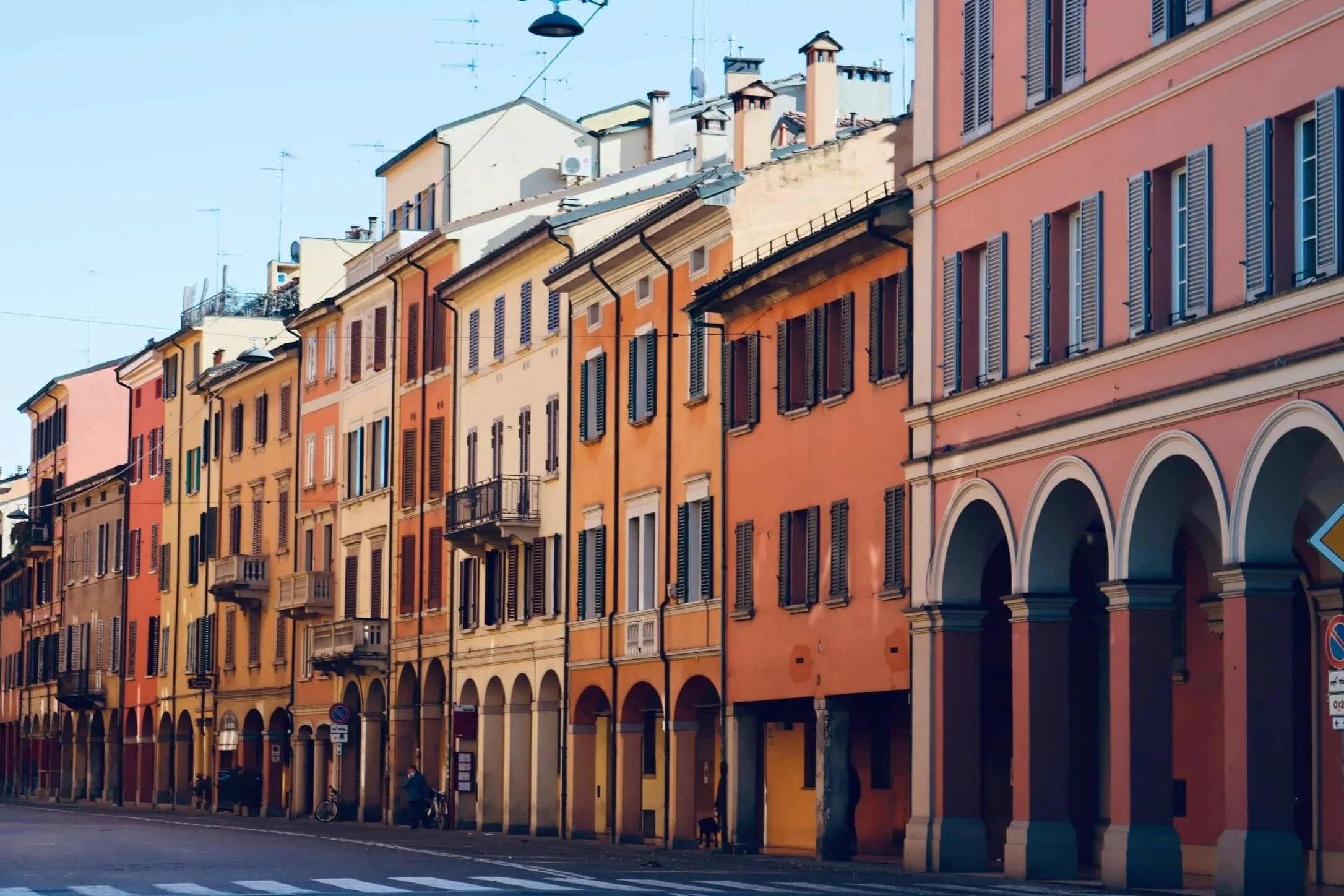 bologna+portico+street.jpg