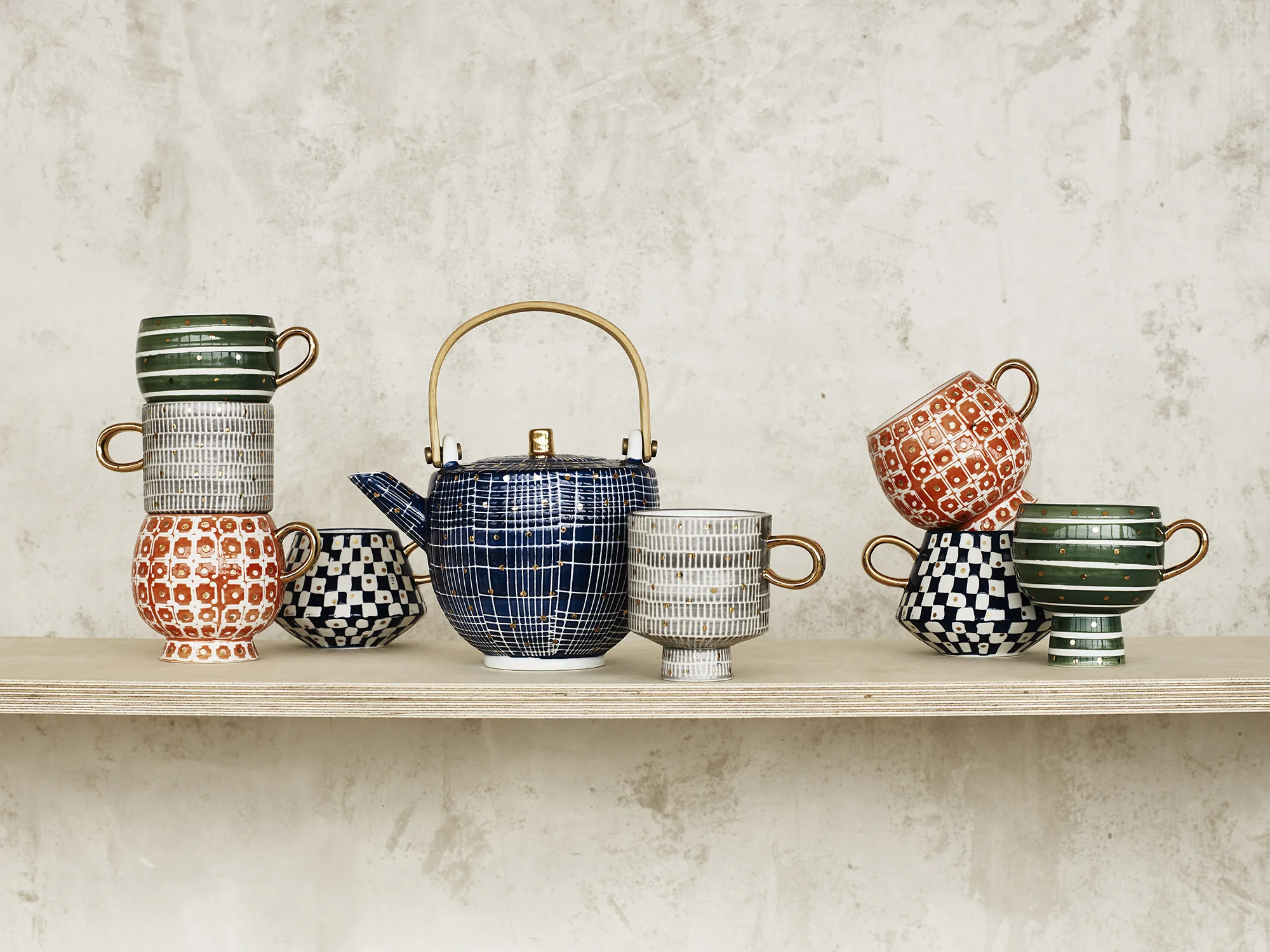 61_SS18_Mugs_and_teapot_61.jpg