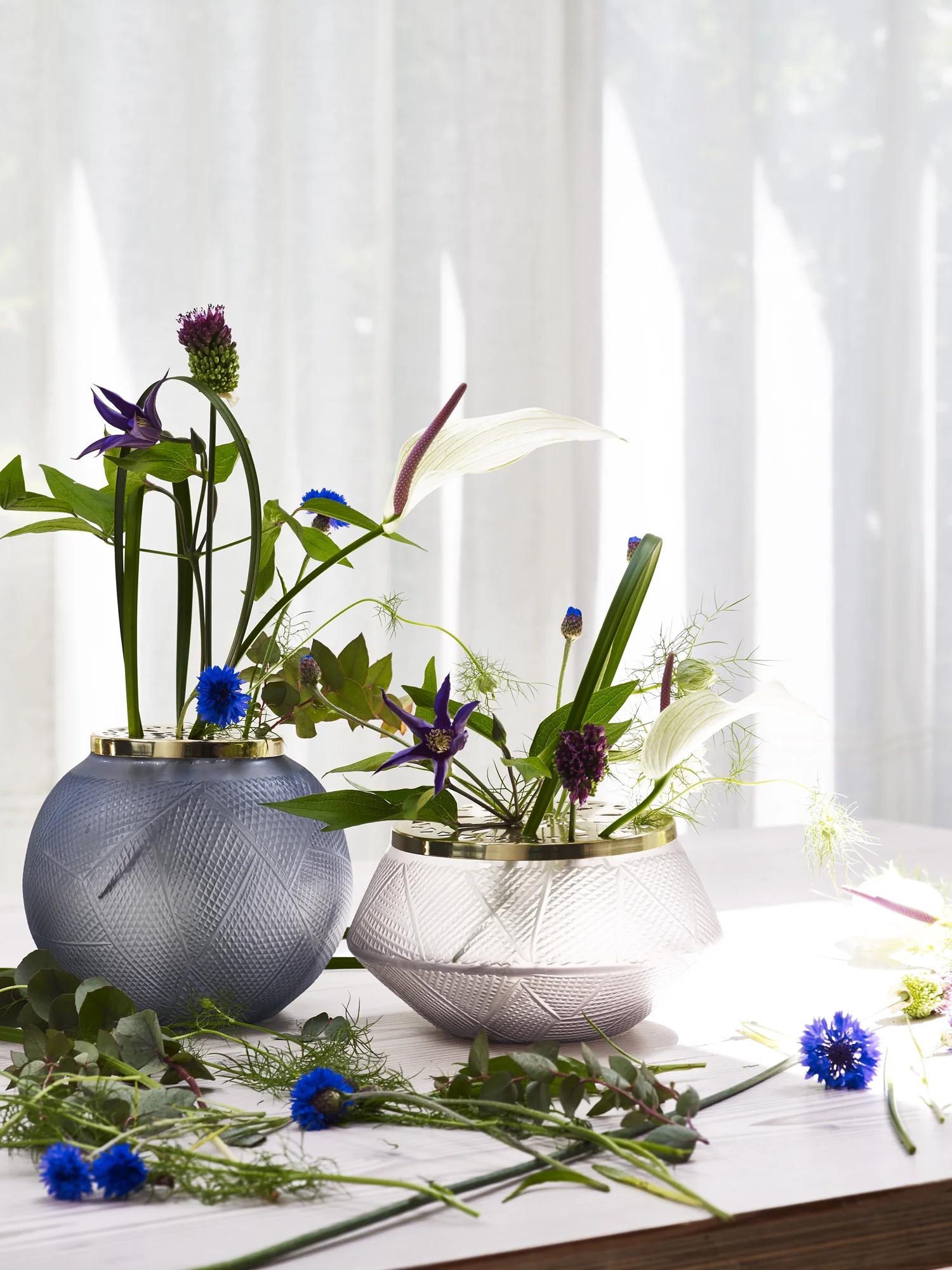 12_METAL LID VASES_50.jpg