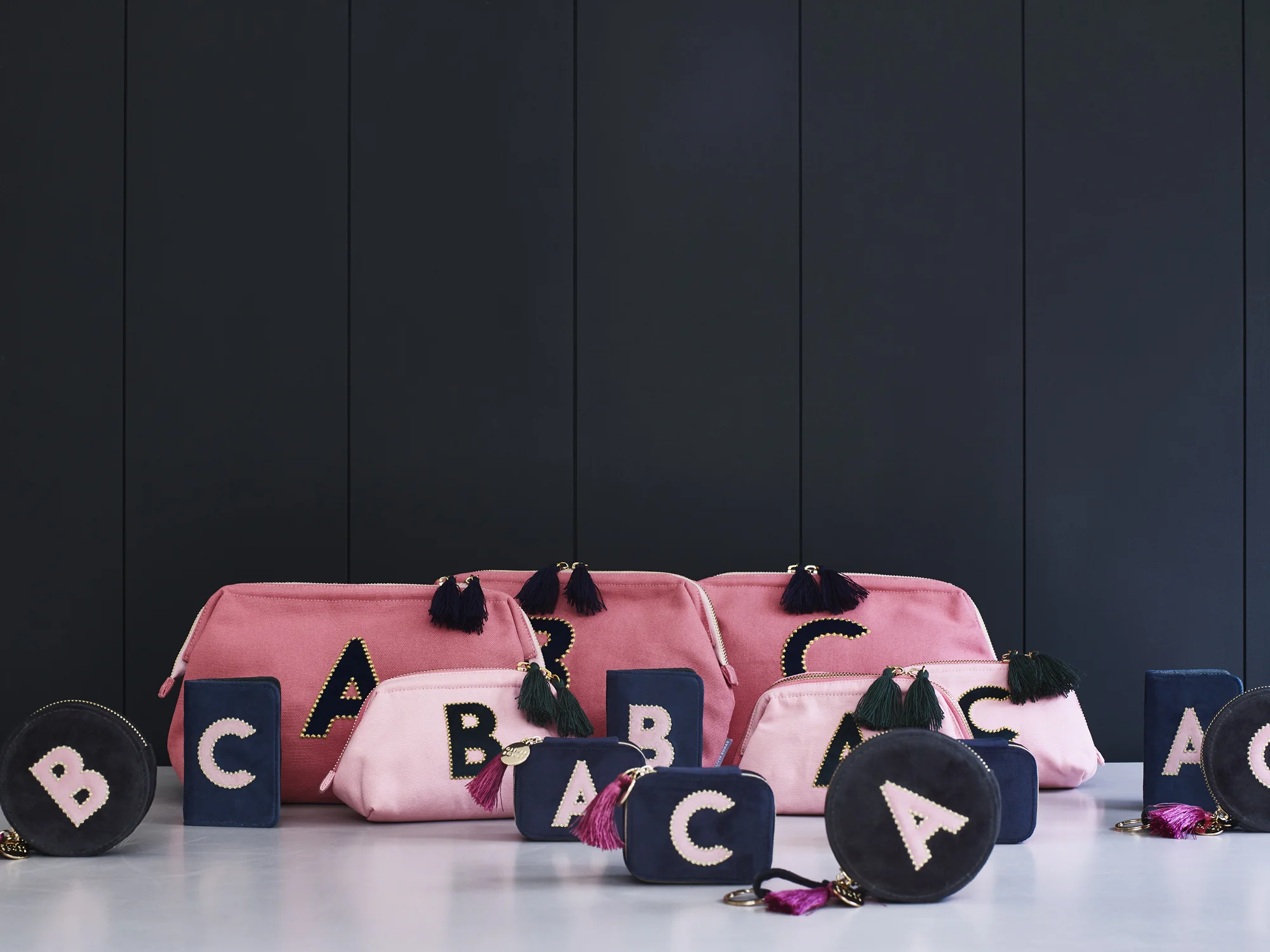 74_ALPHABET MAKEUPBAGS_308.jpg