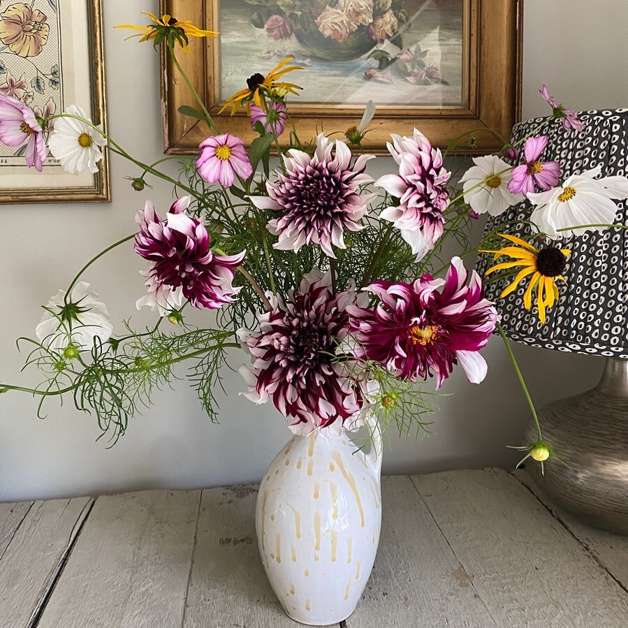 Made a jug, grew some flowers 💁🏼&zwj;♀️ #ceramics #pottery #dahlias #cosmos