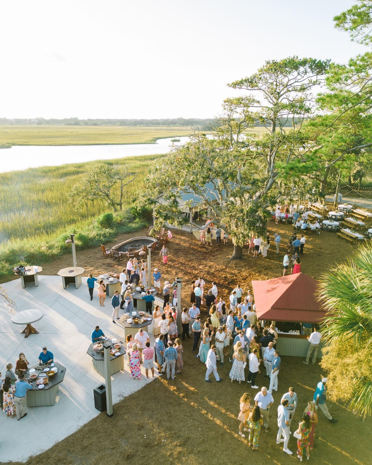 Drone photography appreciation post! We love seeing these fun views from above of your guests and venues. 

.
.
.
Photo: @aaronandjillian 
Venue: @kiawahresort 
Floral: @stephaniegibbsevents 
Lighting: @avconnections 

#charlestonwedding #acharleston