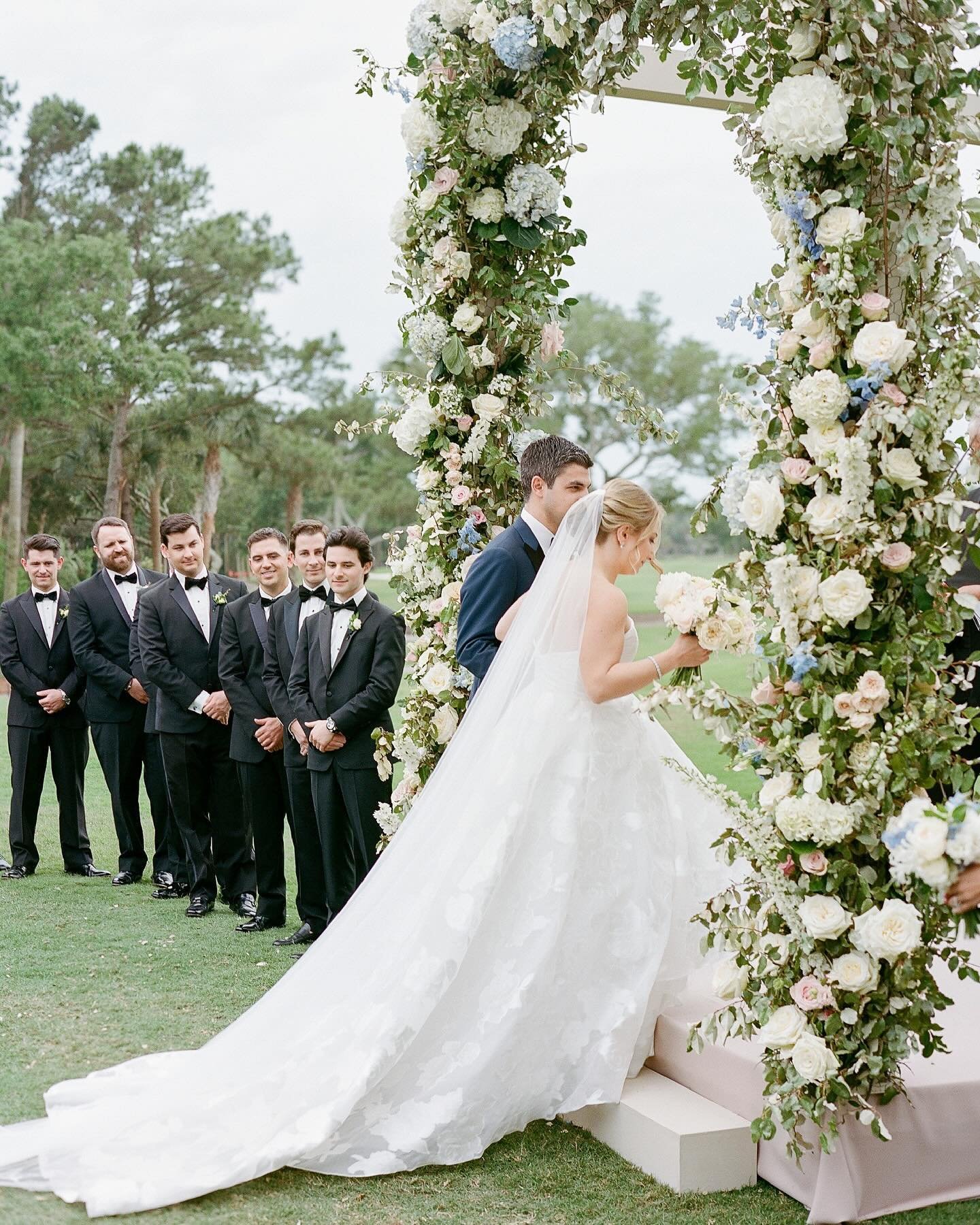 One year since this incredibly romantic ceremony for Laura + Mike!
.
.
.
Photo: @clayaustin 
Video: @dockhousedigital 
Floral: @veroevents_ 
Rentals: @lolumaevents @eventworksrentals 
Bride Attire: @carolinaherrera @monvieve @manoloblahnik 
Hair + Ma