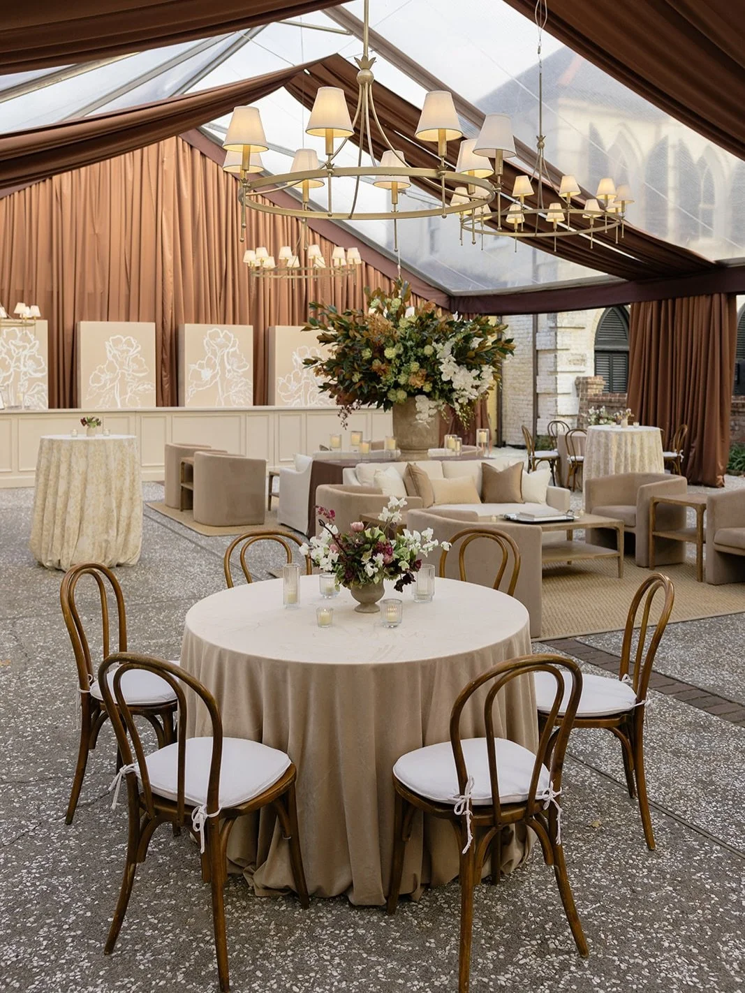 The bar details- from hand painted panels to leather bound menus and a curated collection of custom matchbooks, every detail was intentionally designed for this space. 
.
.
.
Photo: @taylorenglishphoto 
Venue: @pphgevents 
Floral: @petalosofloraldesi