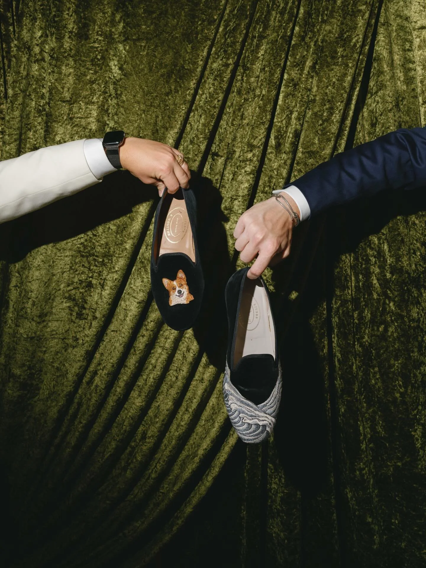 A few top fashion moments that defined 2025 ✨From playful statement loafers and texture-on-texture tailoring, to soft pastels with modern draping and bold pops &mdash; this year, guest wedding fashion certainly did not disappoint! 
.
.
.
Photo: @just