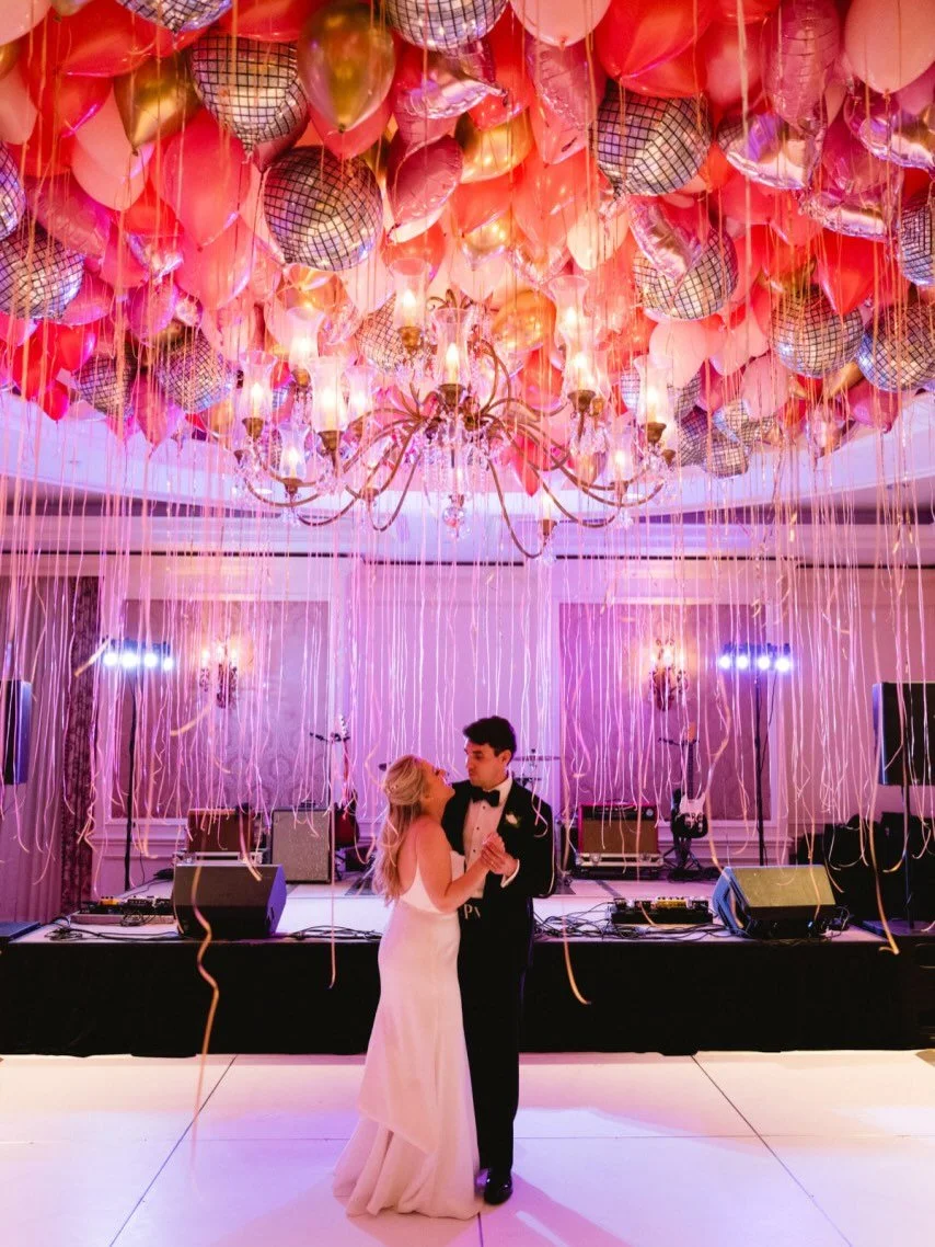 Happy Valentine&rsquo;s Day, lovers! A throwback to an epic Saint Valentine inspired afterparty 💕
.
.
.
Photo: @virgilbunao 
Hair + Makeup: @megmcmillionbeauty 
Balloon Installation: @charlestonballoon 
Venue: @kiawahresort 
Entertainment: @samhille