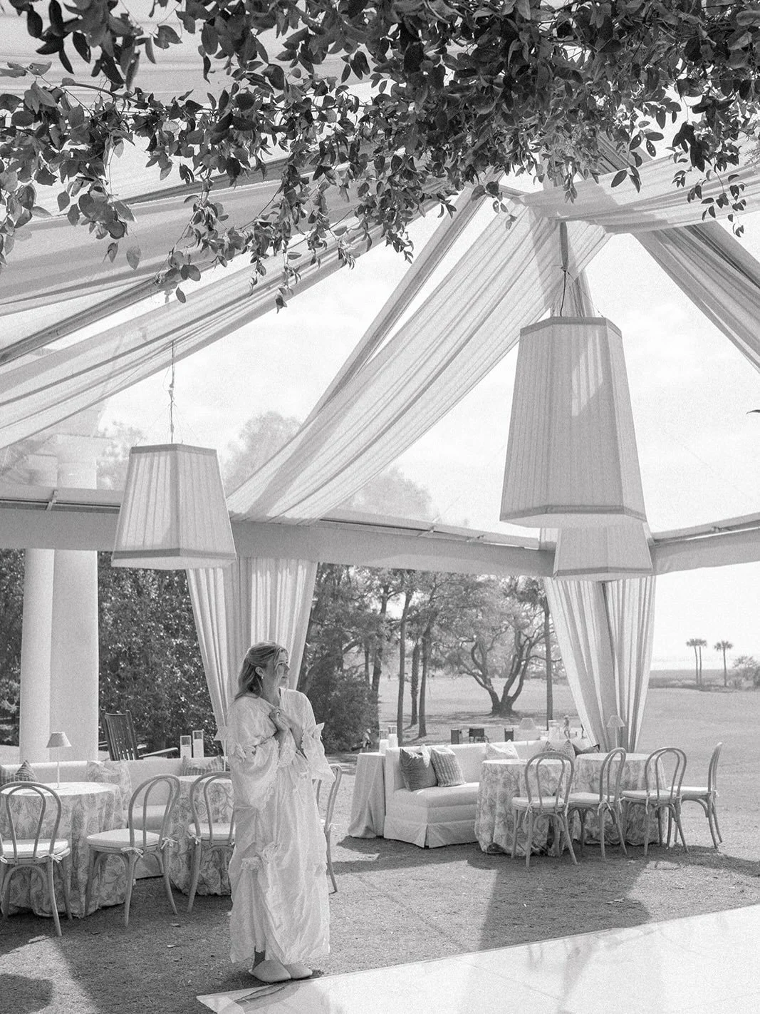 Caroline and Peter in black and white. There is something so timeless and surreal about monochromatic images. The emotion shines through and observers get the most intimate front row seat to the story as it unfolded that day!
.
.
.
Photo: @kdimeg_pho