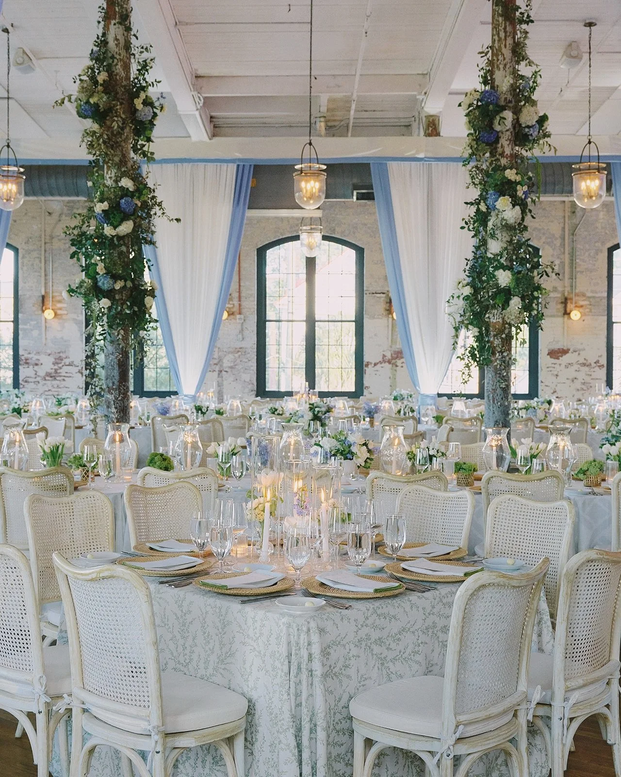 Love how this delicate Spring palette softened the whole reception space

Photo: @nicholasgoreweddings 
Draping: @lit_charleston 
Floral: @tupelohoneyflowershop 
Rentals: @curatedeventscollective @bbjlatavola