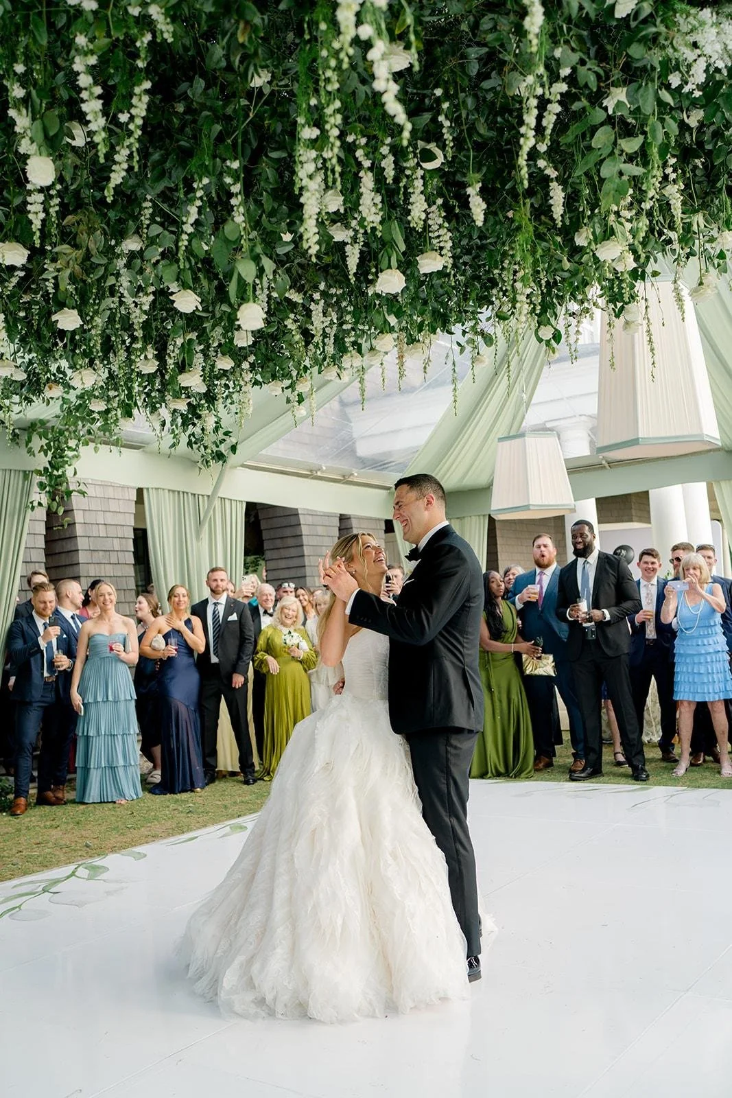 A Green and White Wedding Under Spanish Moss