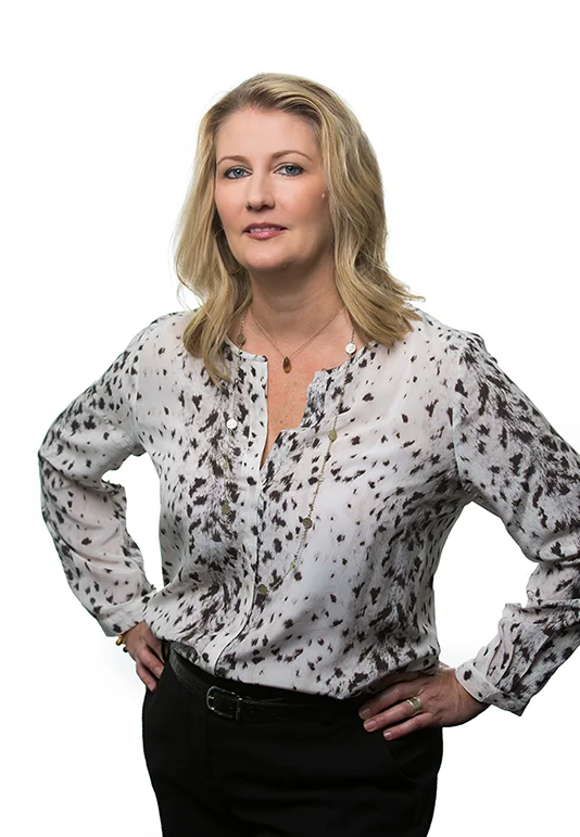 tonya-ampie_paragon-advisory_biography_800.jpg
