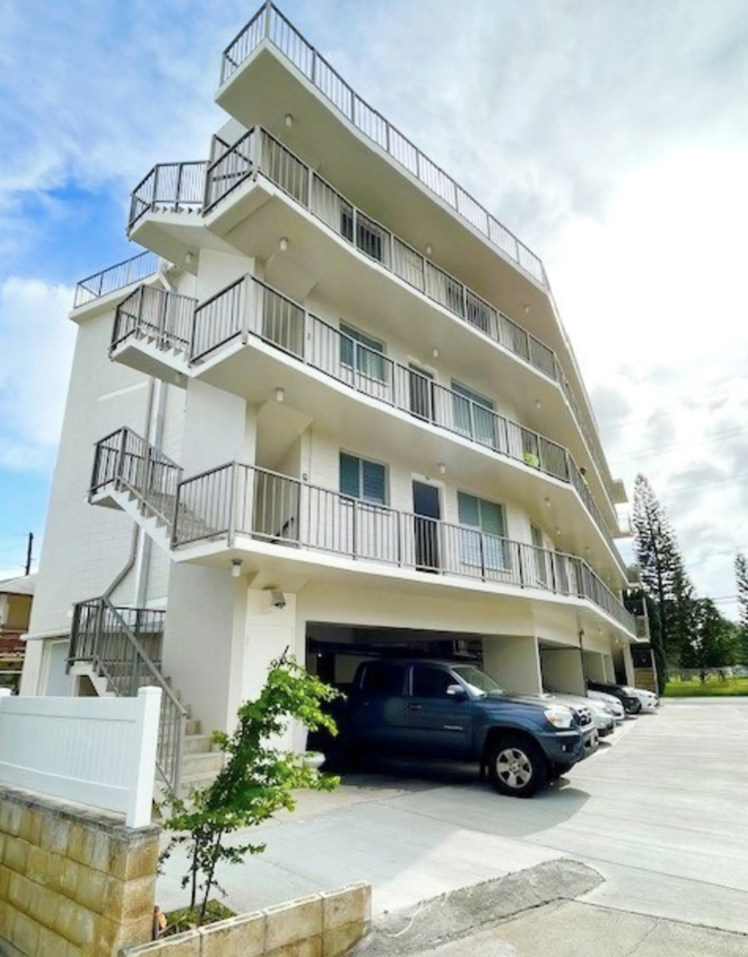 MacNaughton Acquires 2848 on Date Apartment Building 