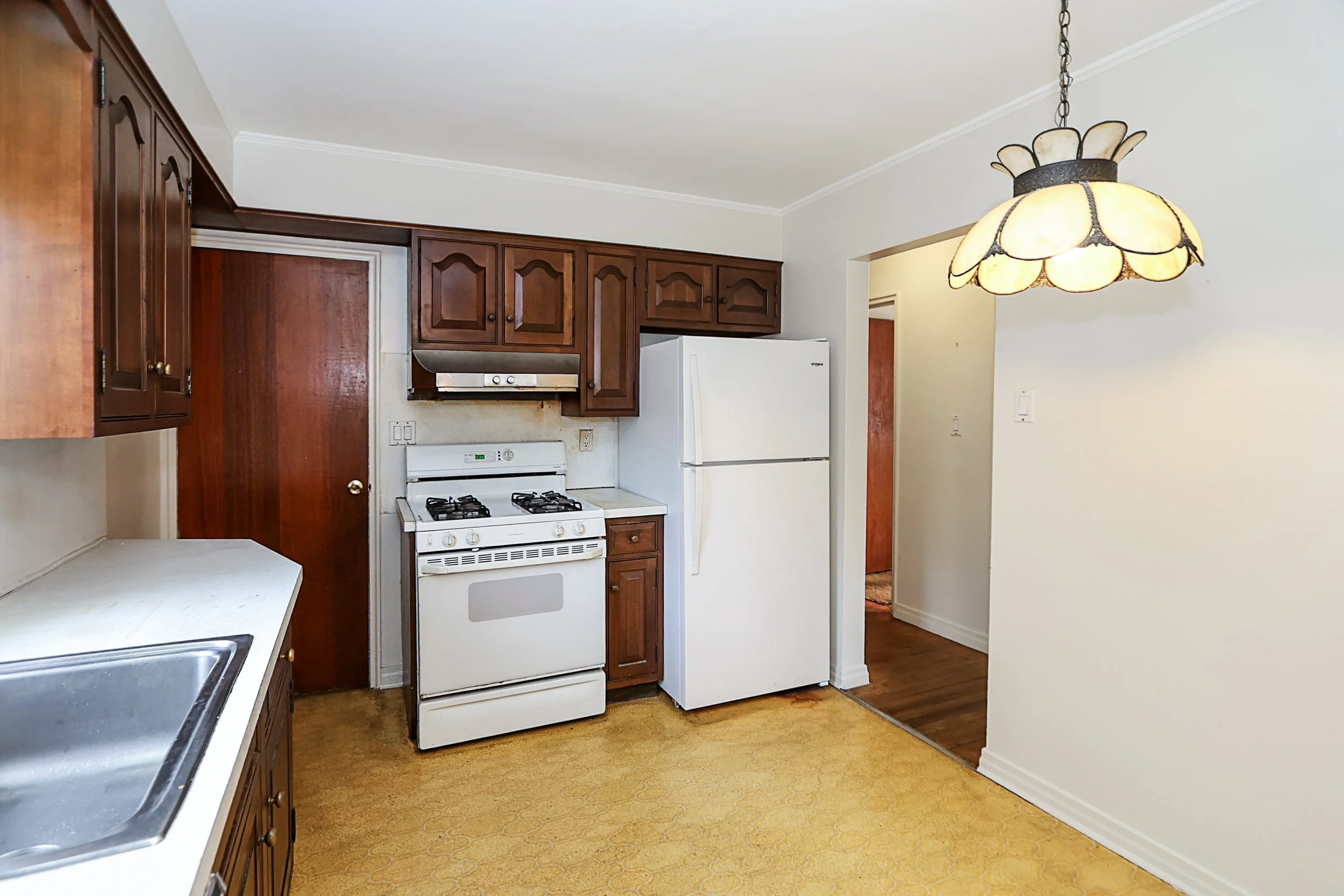 7-07 147th St, Whitestone 12.JPG