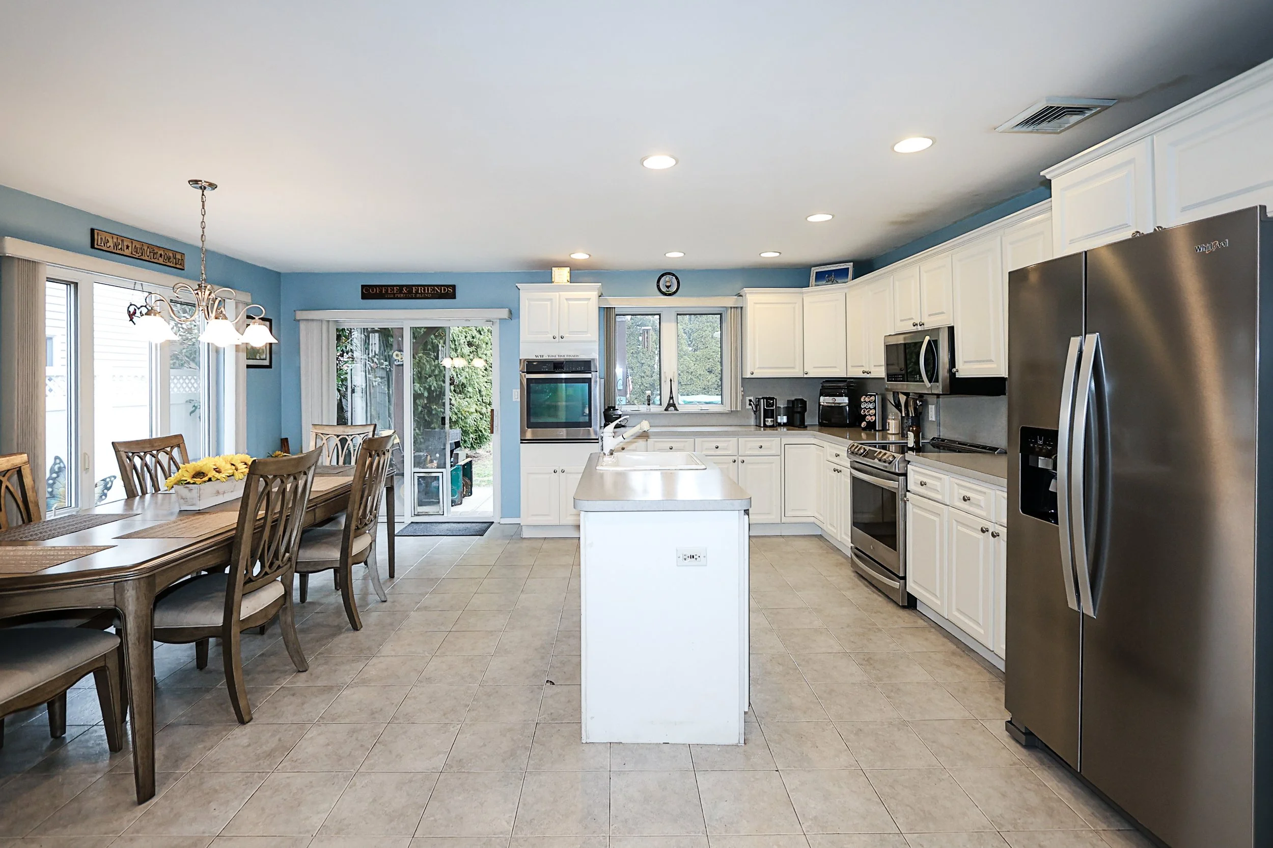 1817 Gardenia Ave, Merrick 10.JPG