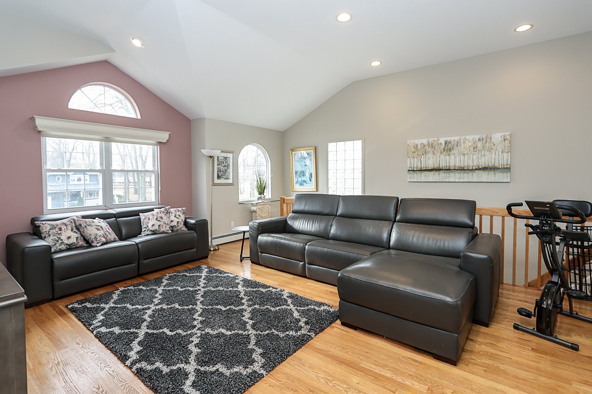 1817 Gardenia Ave, Merrick 22.JPG