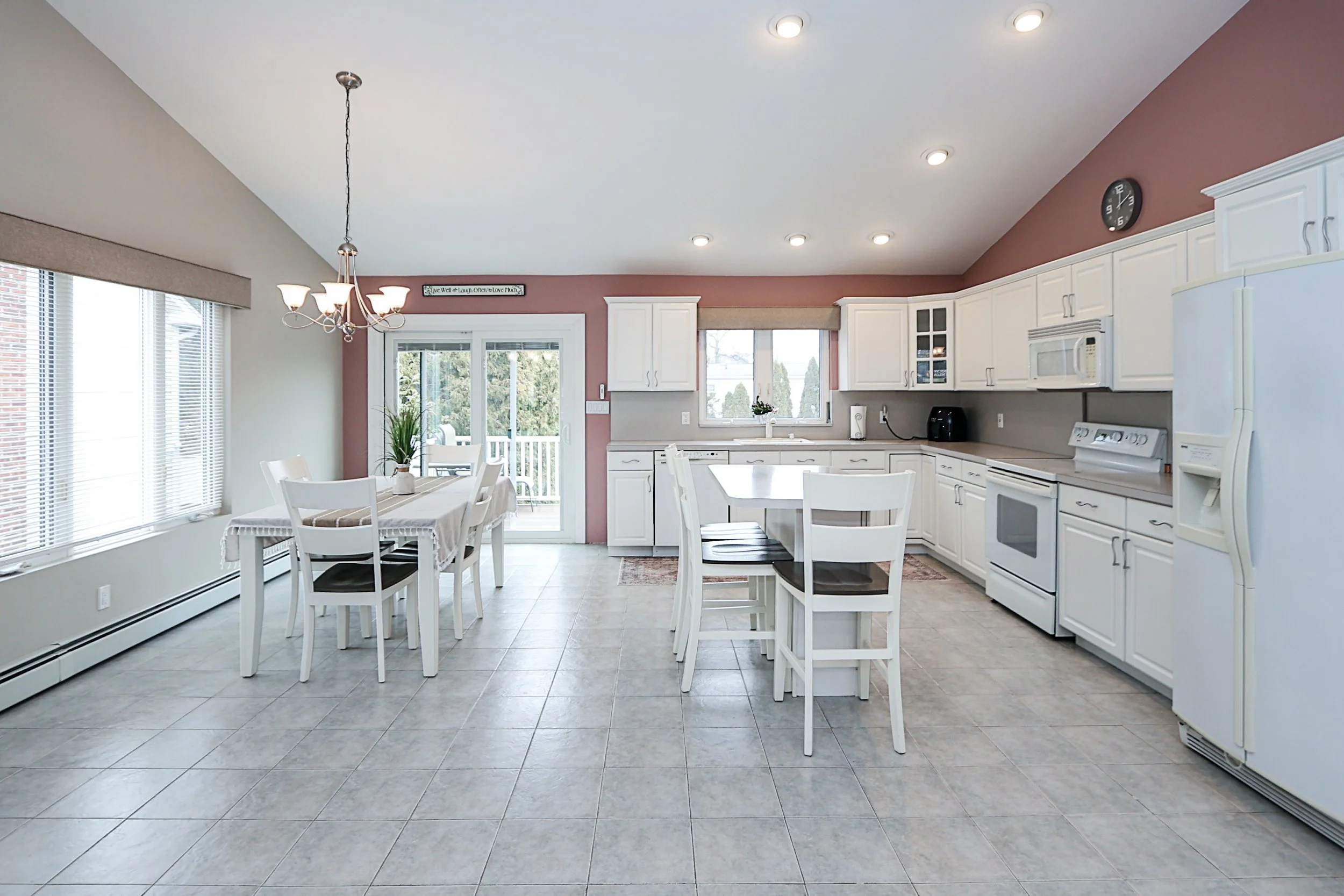 1817 Gardenia Ave, Merrick 25.JPG