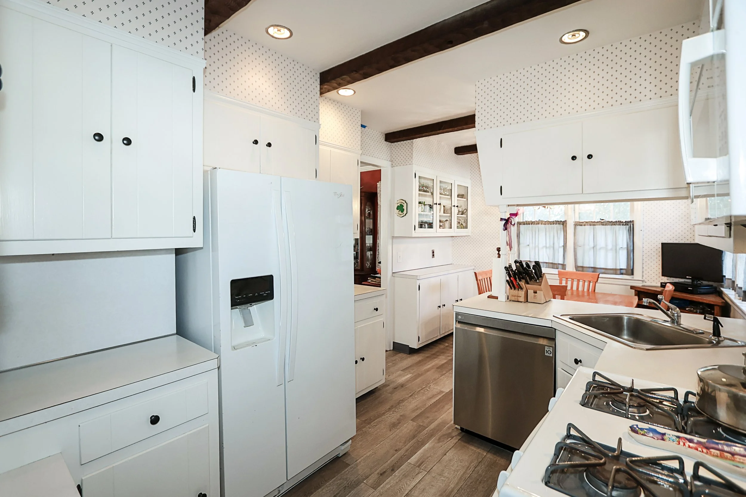 71 Beechwood Ave, Manhasset 17.JPG