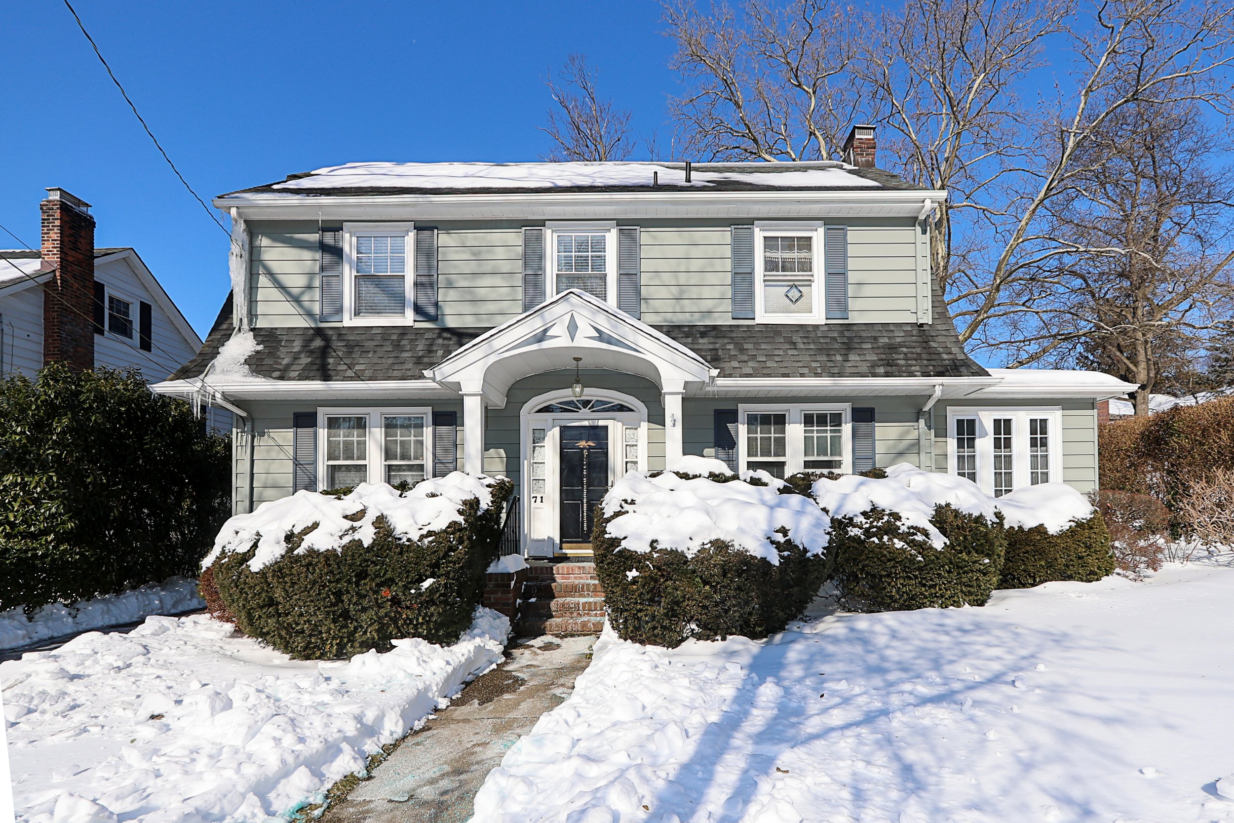 71 Beechwood Ave, Manhasset 2.JPG