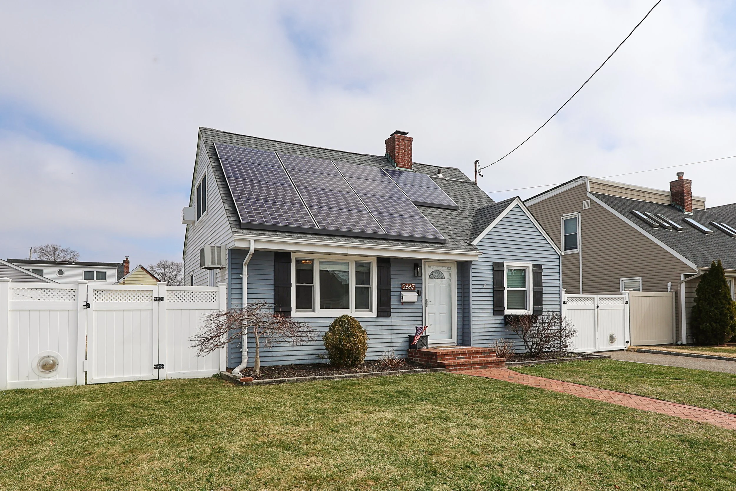 2667 Riverside Ave, Merrick 3.JPG