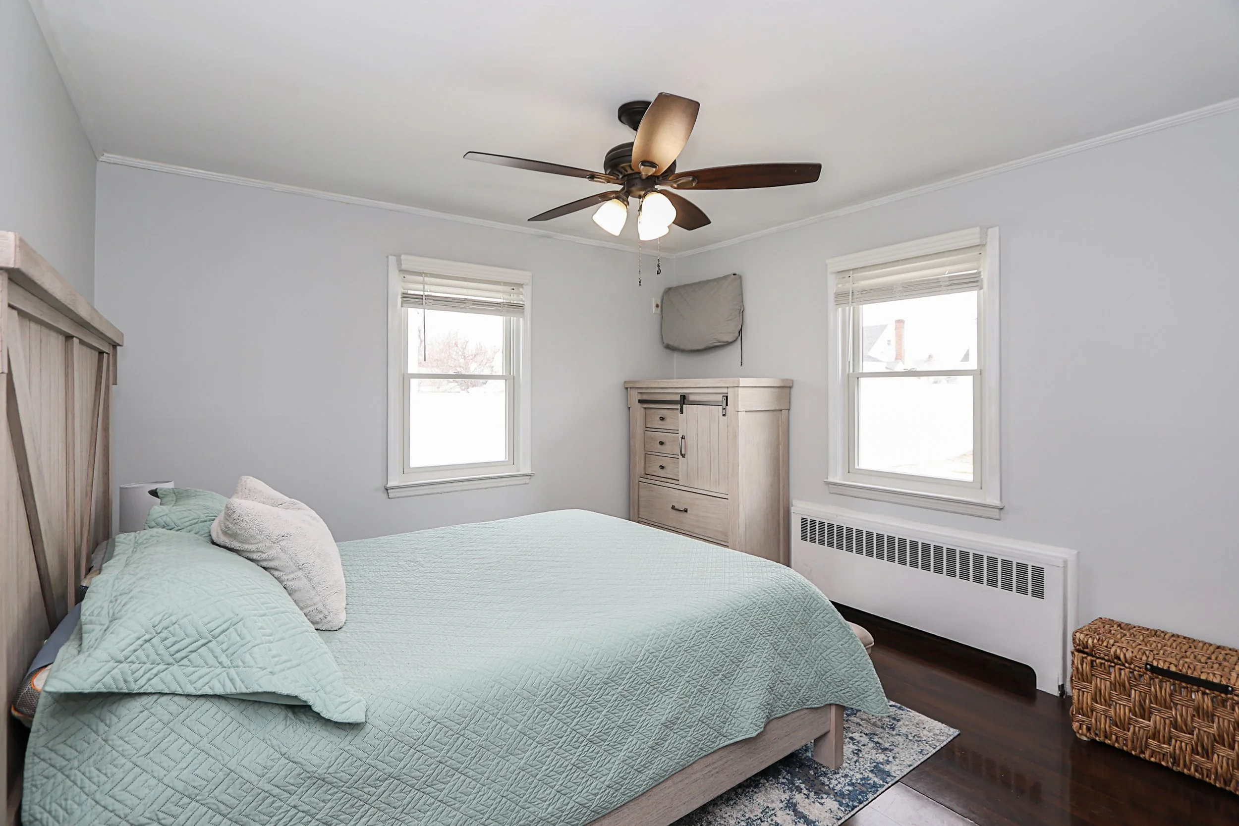 2667 Riverside Ave, Merrick 13.JPG