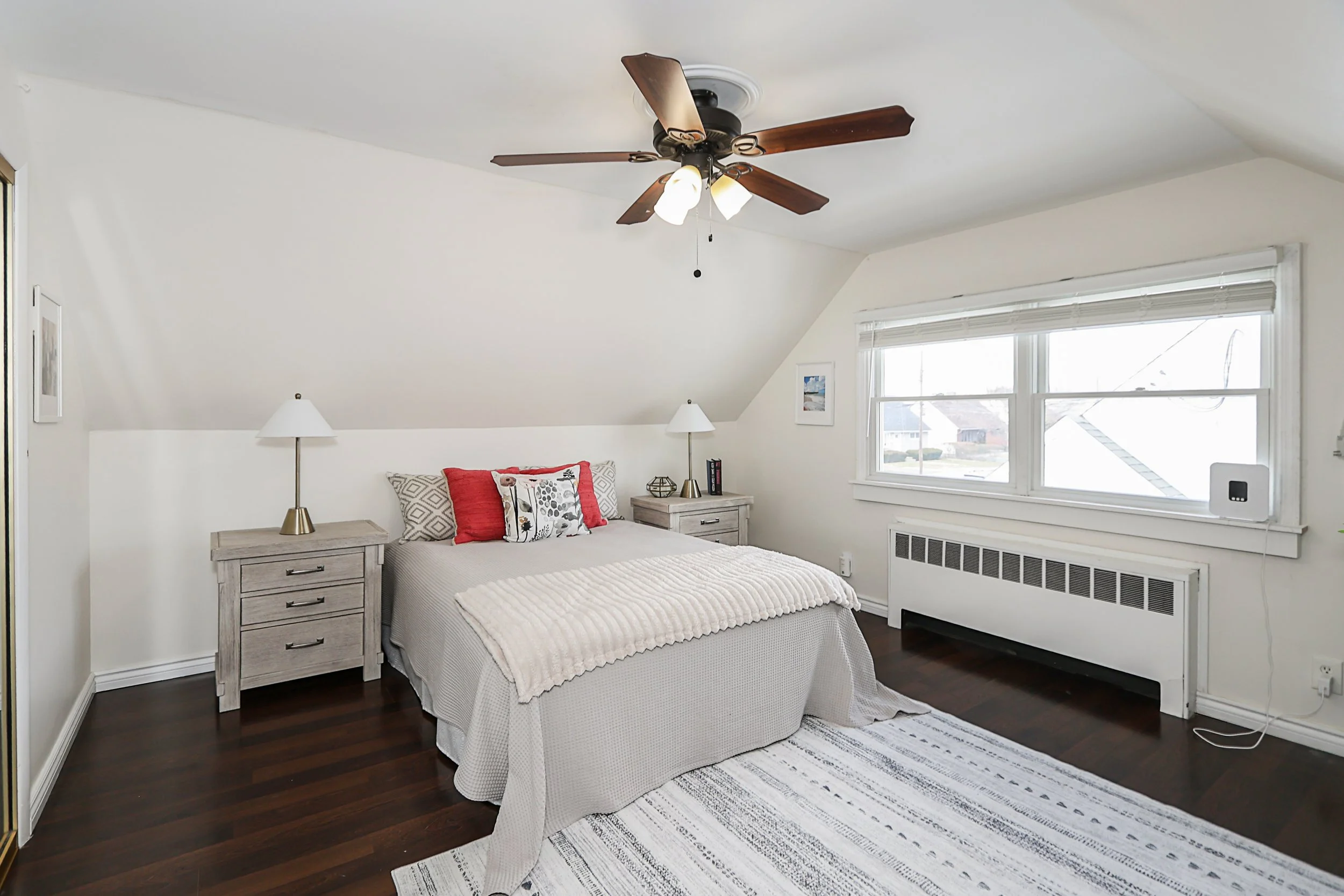 2667 Riverside Ave, Merrick 18.JPG