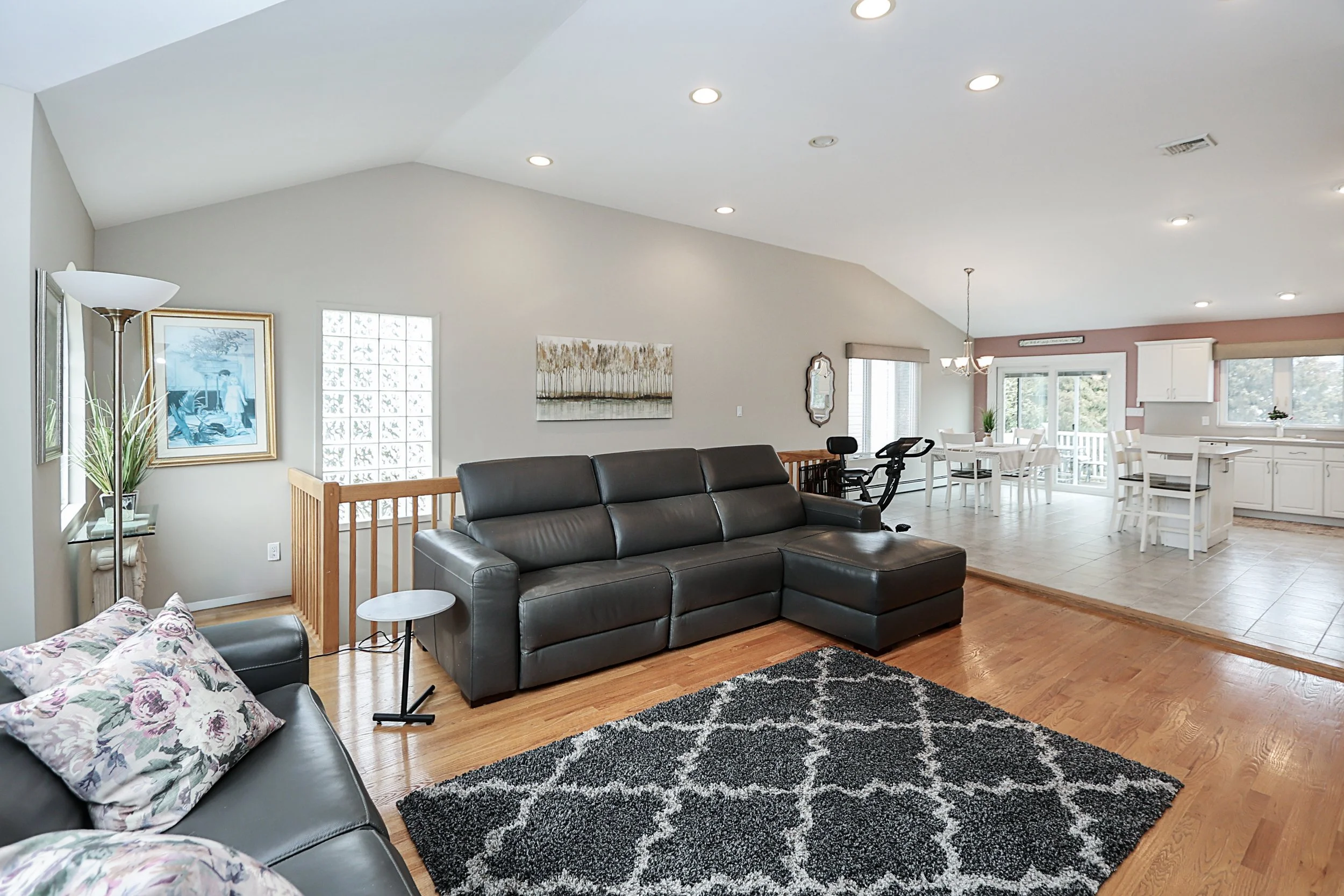 1817 Gardenia Ave, Merrick 23.JPG