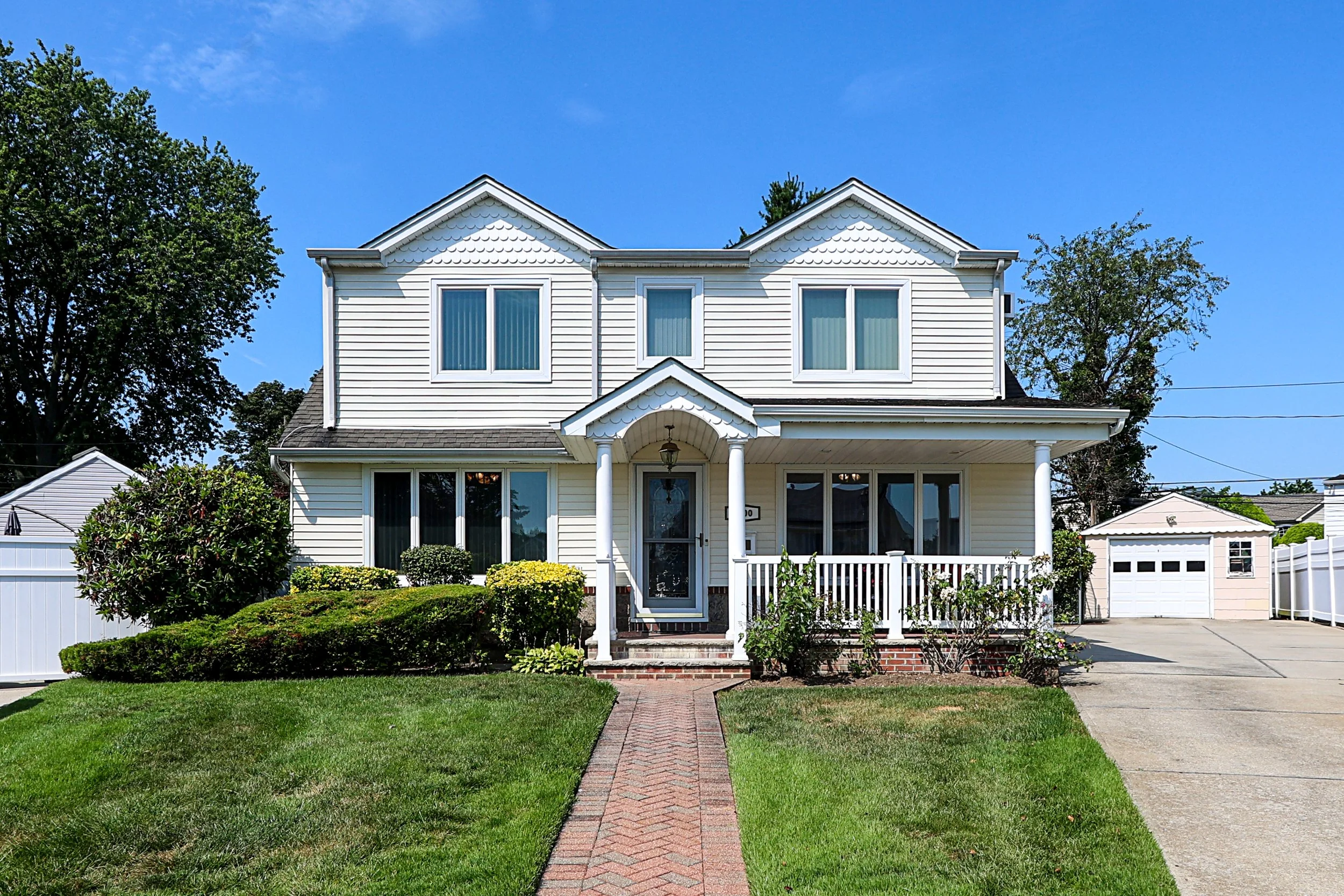 1600 Irving Ct, North Bellmore 2.JPG