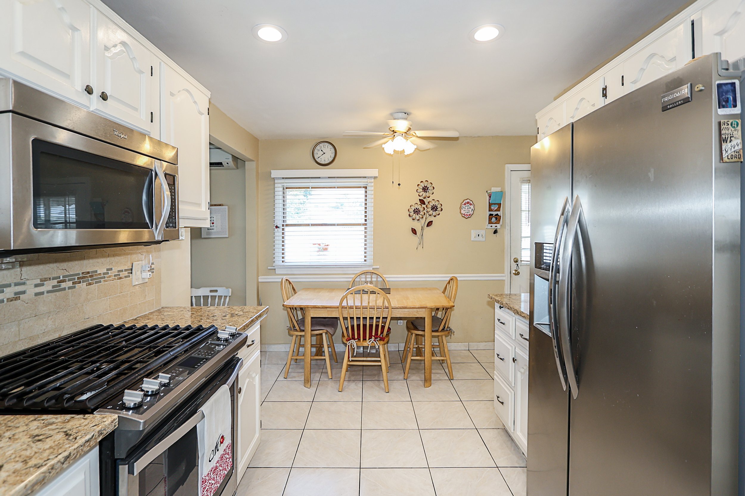 1600 Irving Ct, North Bellmore 12.JPG