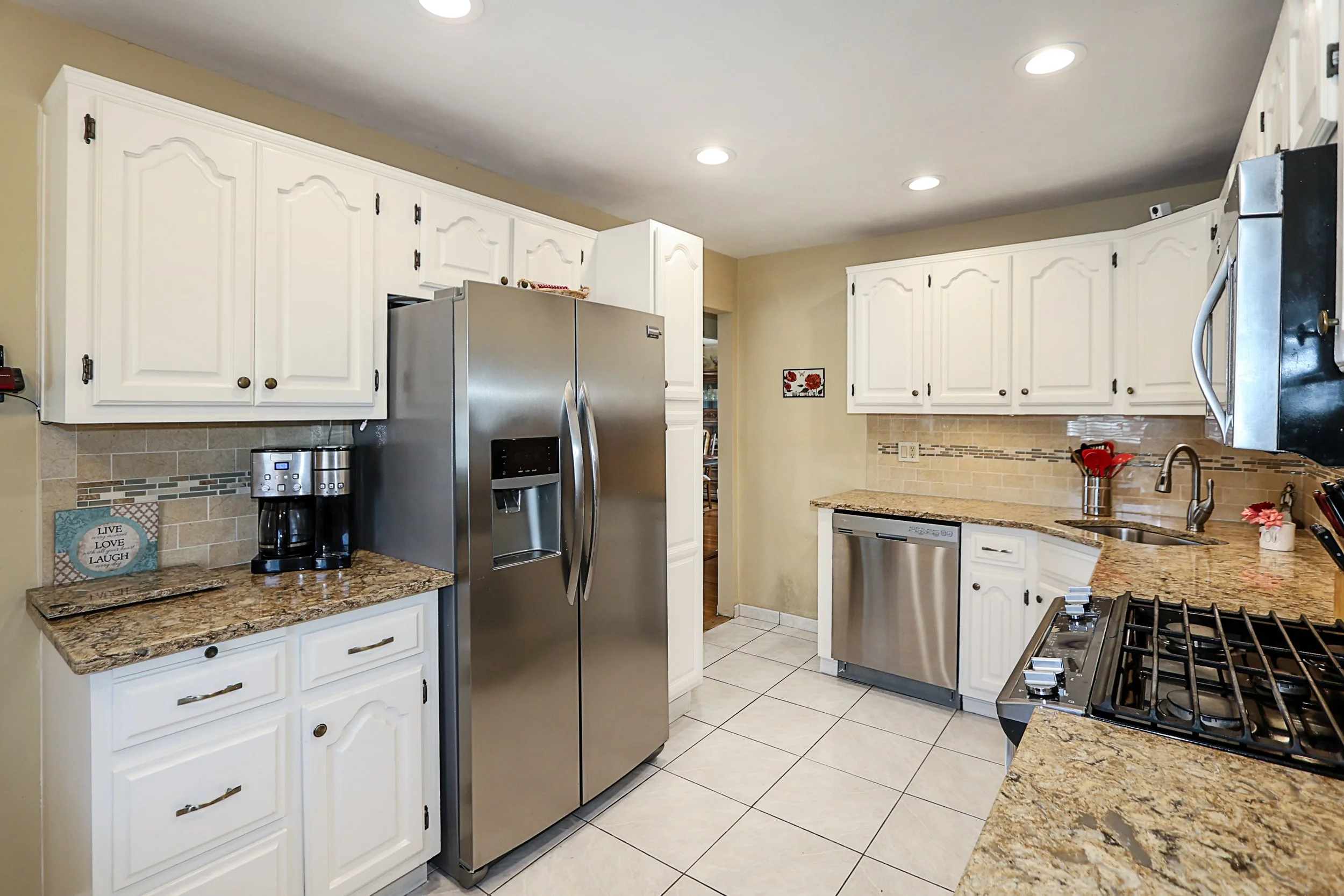 1600 Irving Ct, North Bellmore 15.JPG