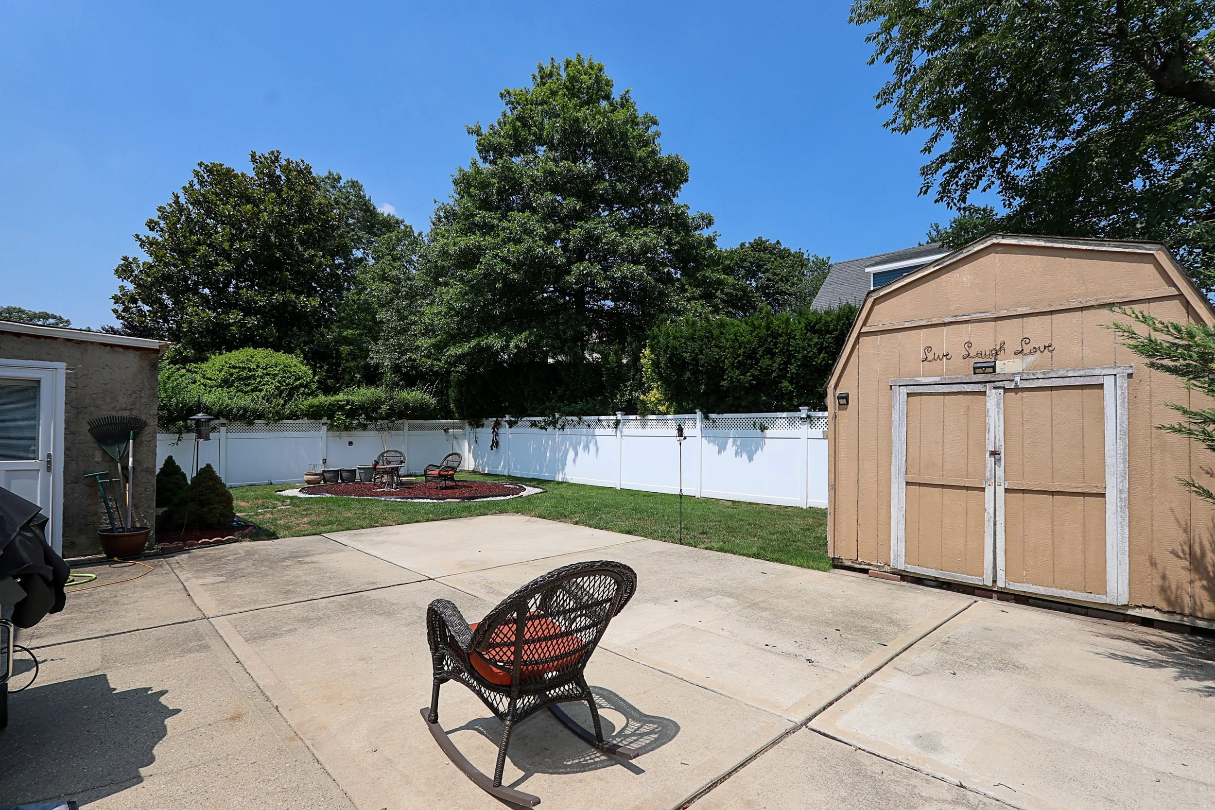 50 Kingston Ave, Floral Park 30.JPG