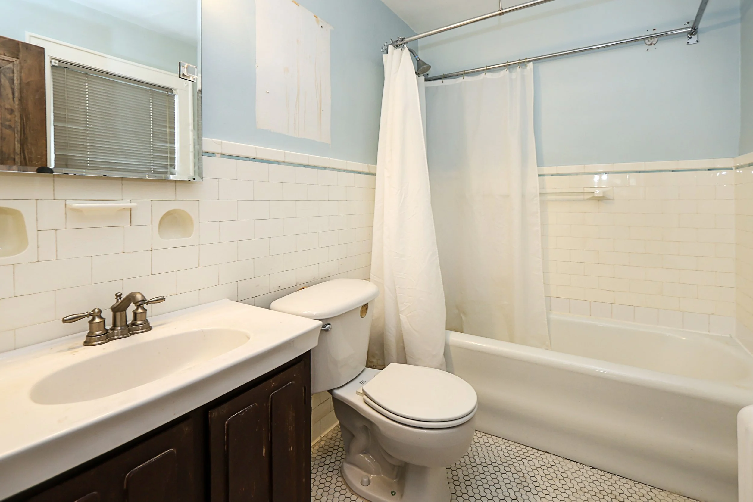 52-50 Little Neck Pkwy, Little Neck 28.JPG