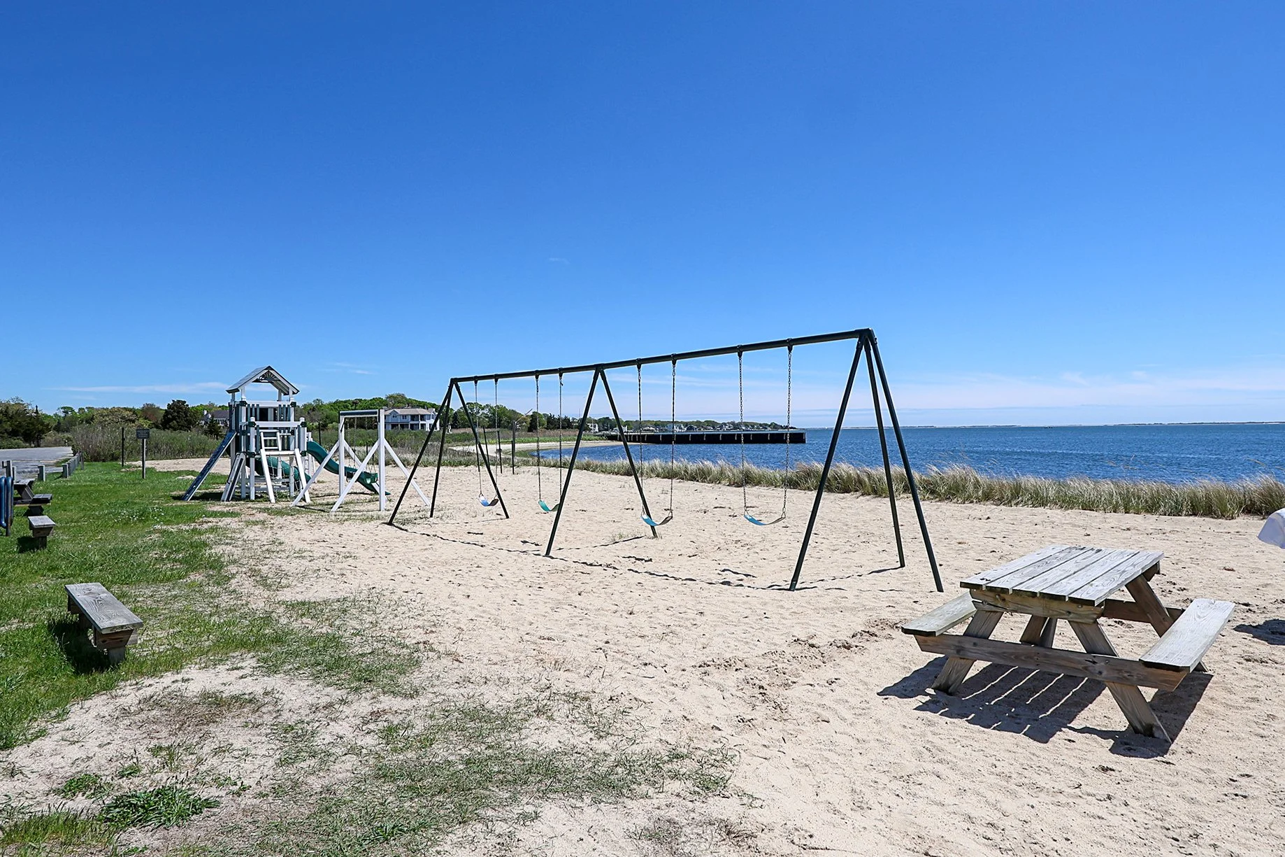 45 Holiday Blvd, Center Moriches 39.JPG