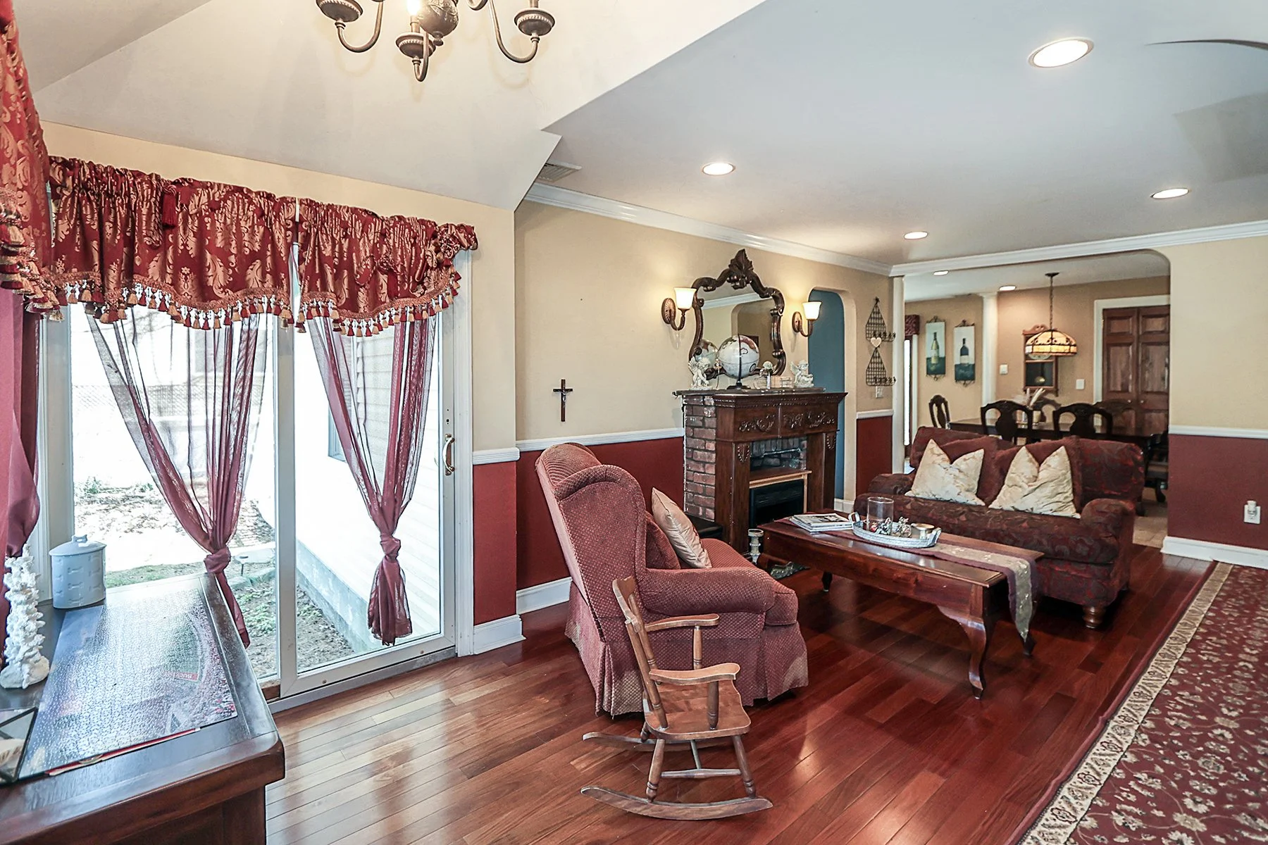 2036 Dow Ave, Merrick 6.jpg