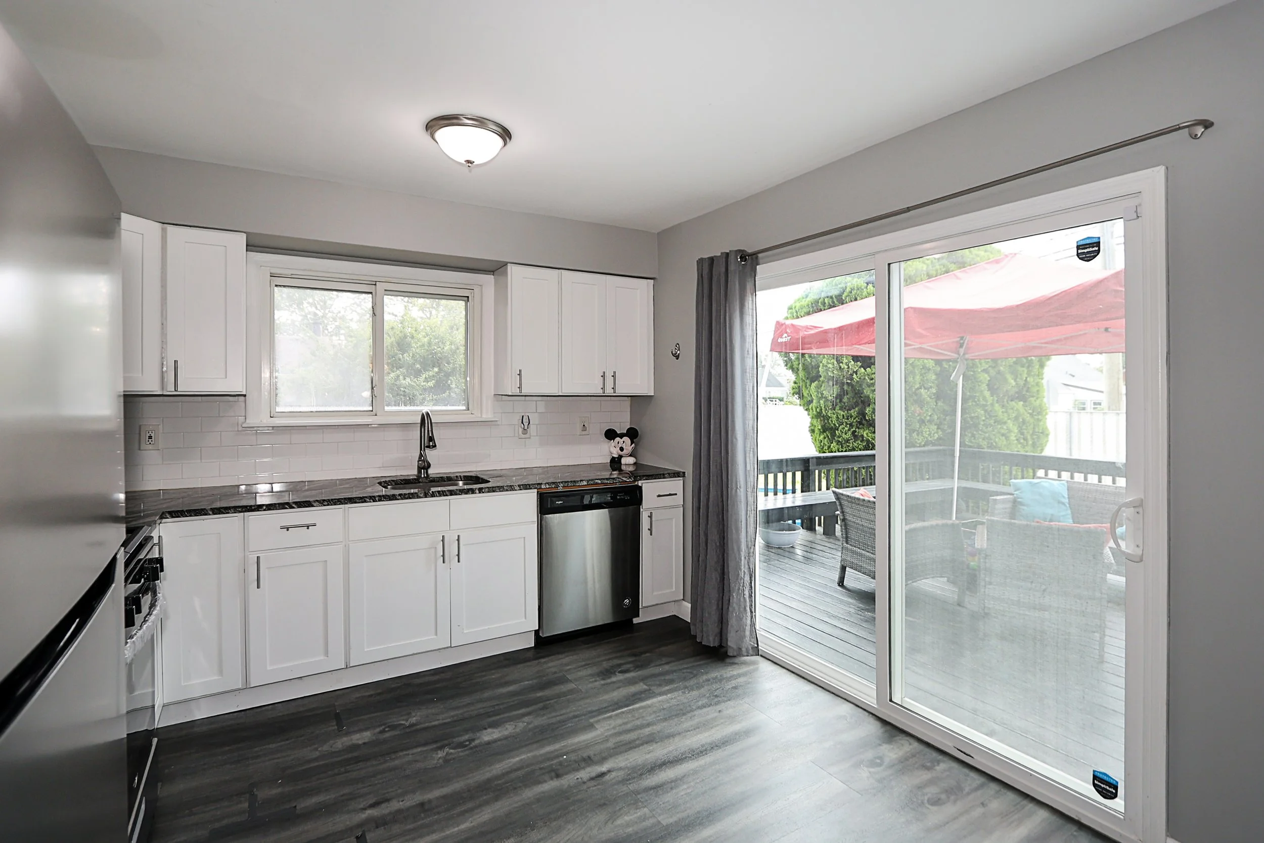 4 Naples Ave, Central Islip 13.JPG