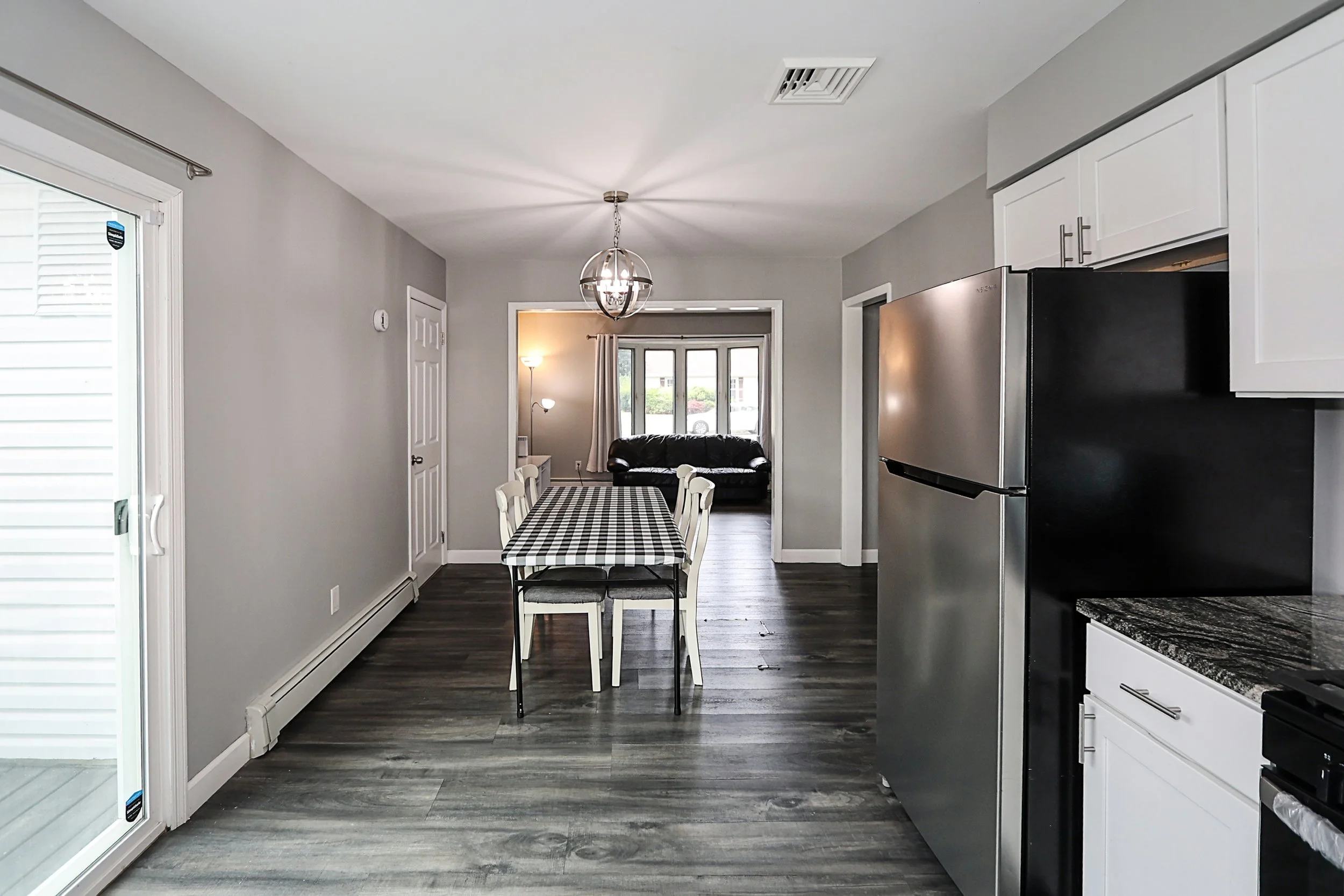 4 Naples Ave, Central Islip 15.JPG