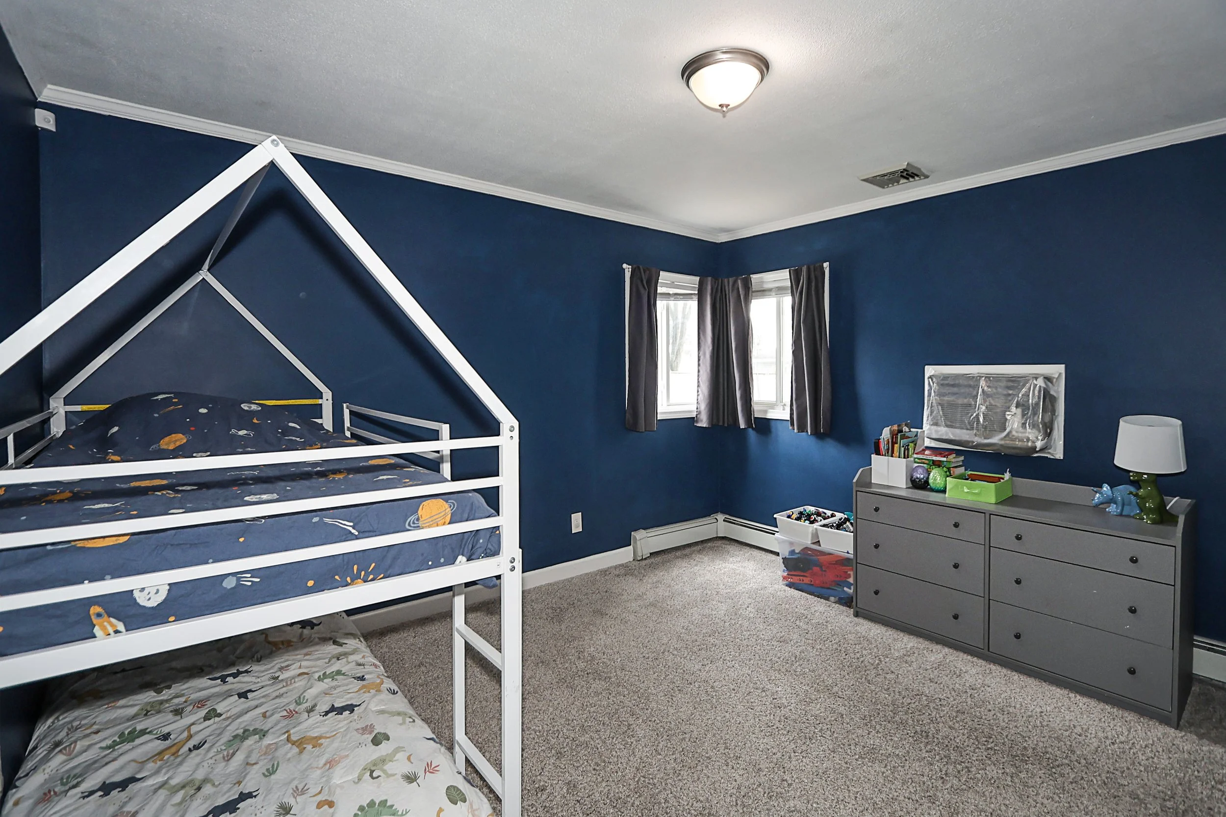 4 Naples Ave, Central Islip 19.JPG
