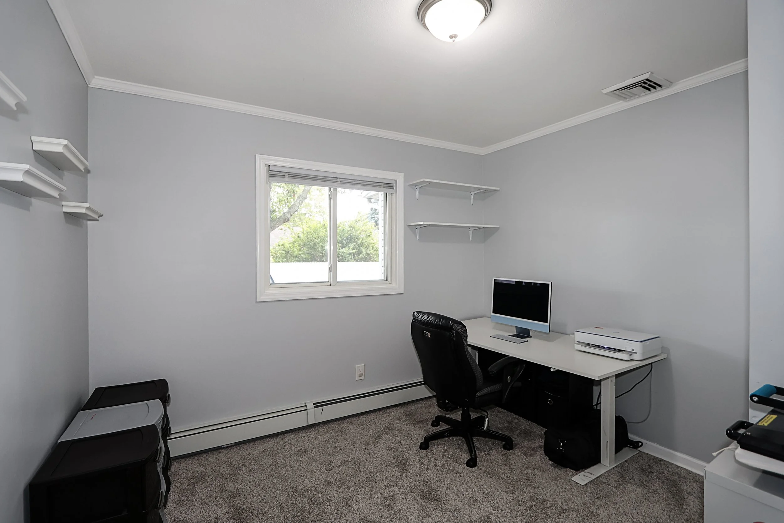 4 Naples Ave, Central Islip 22.JPG