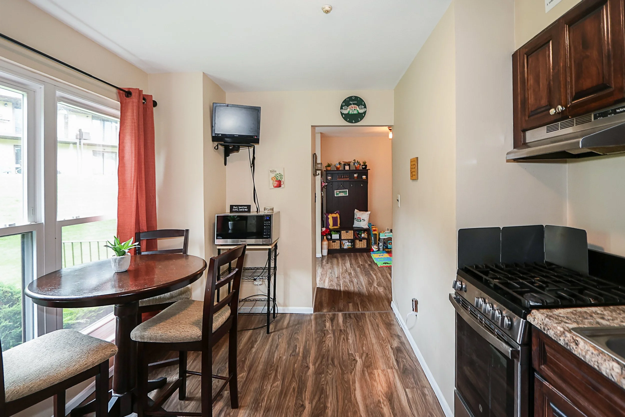 15 Juniper Court, Selden 13.JPG