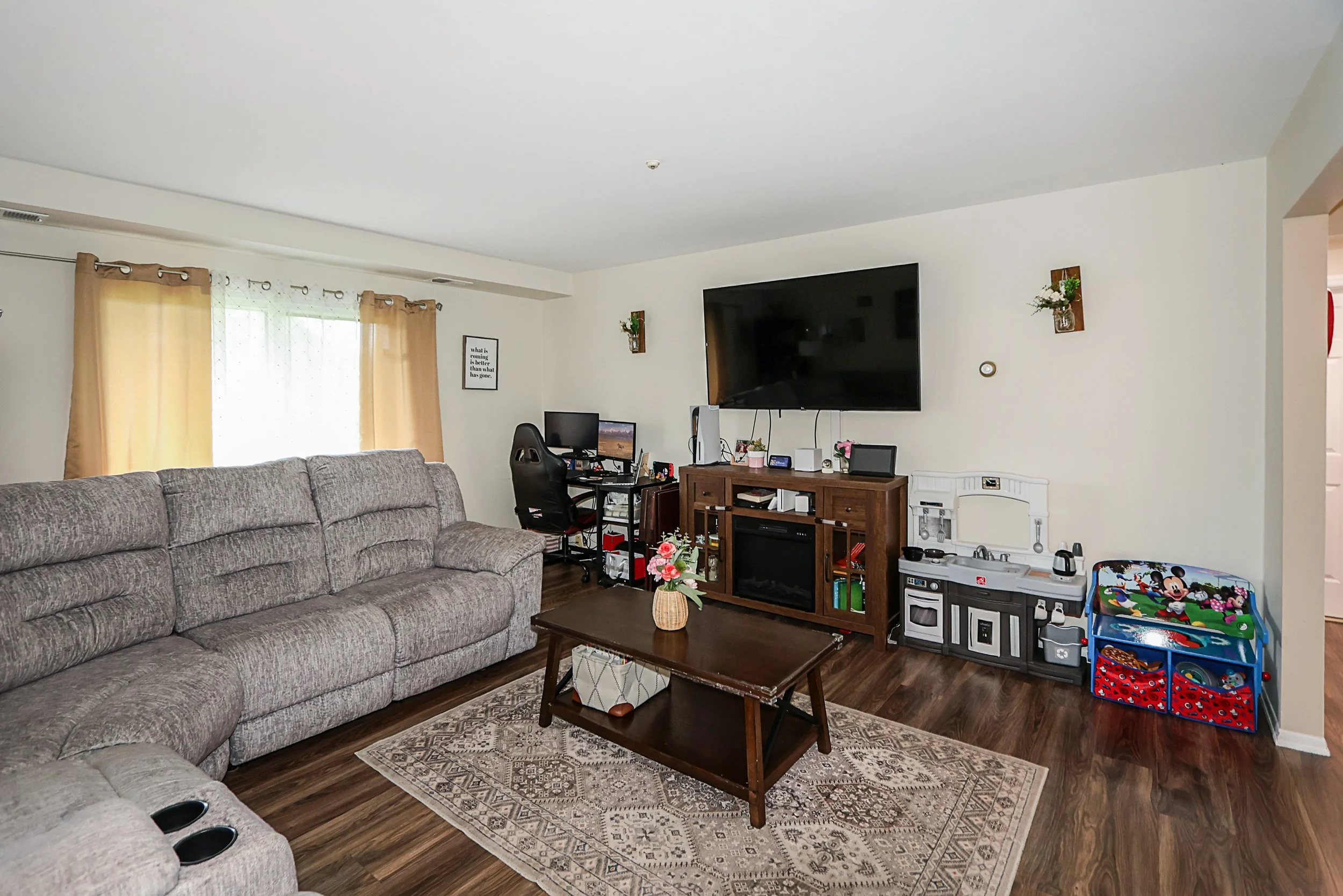 15 Juniper Court, Selden 14.JPG
