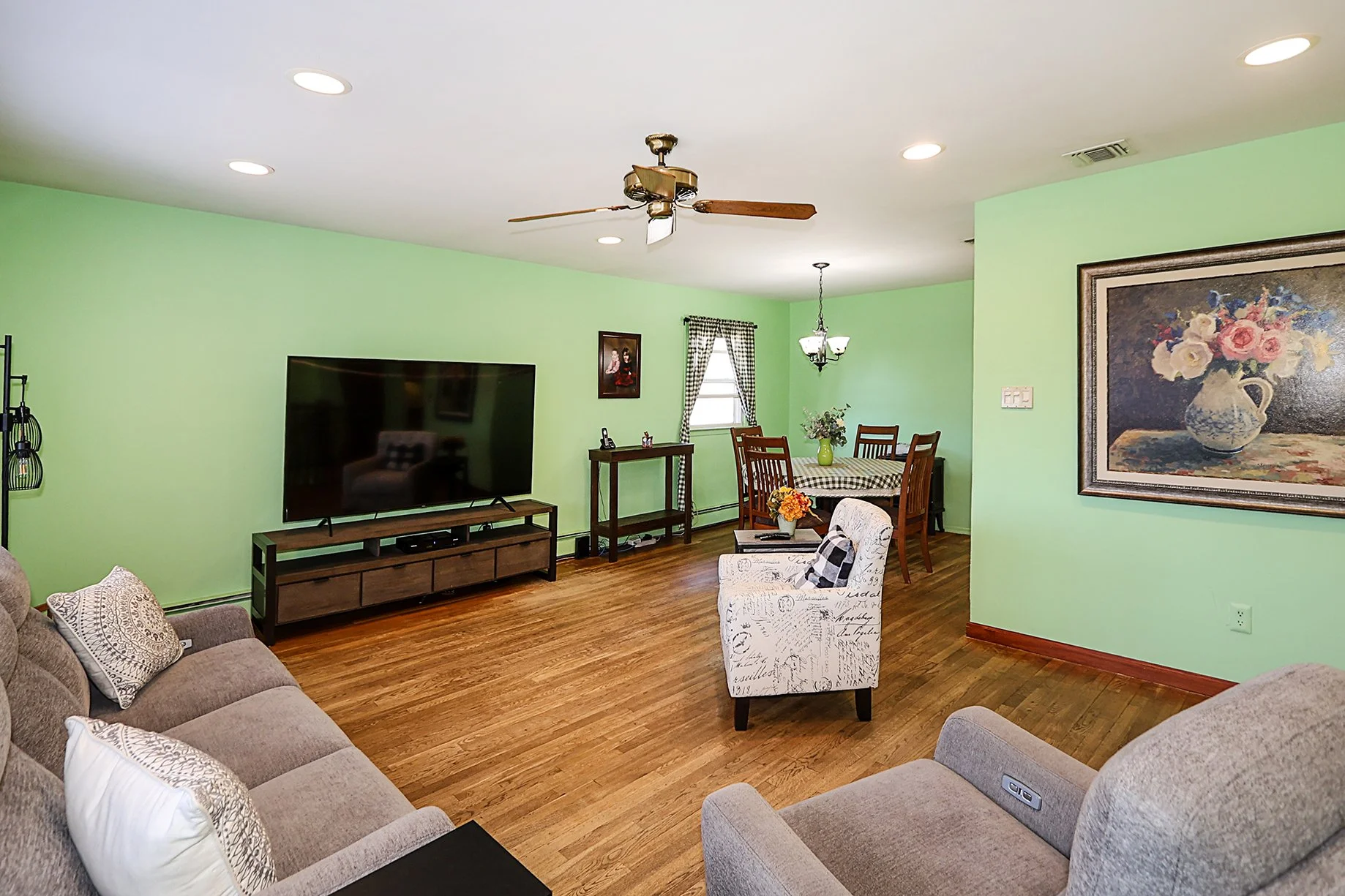 1839 Aetna Pl, Merrick 8.JPG