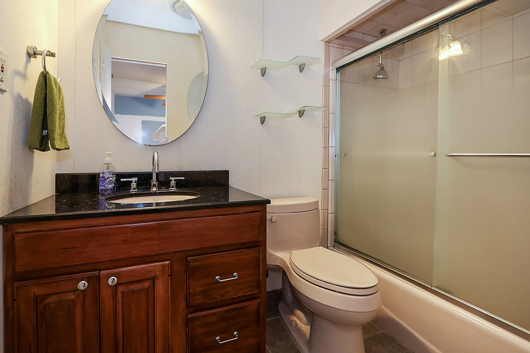 2080 Washington St, Merrick 21.JPG
