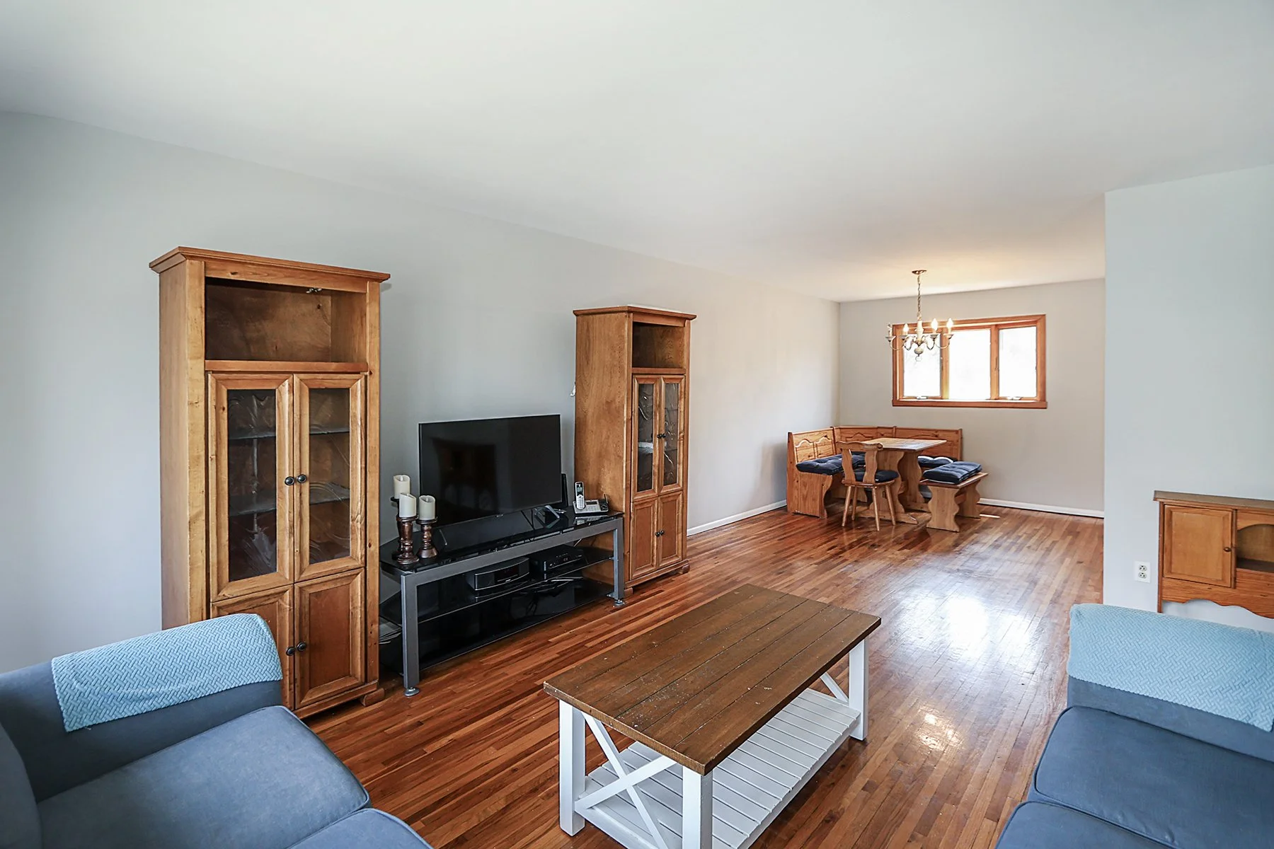 104 Utica St, Bay Shore 10.JPG