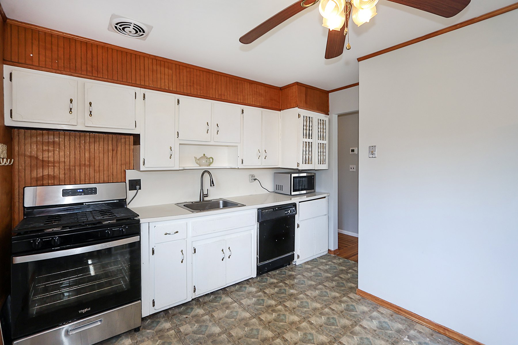 104 Utica St, Bay Shore 16.JPG