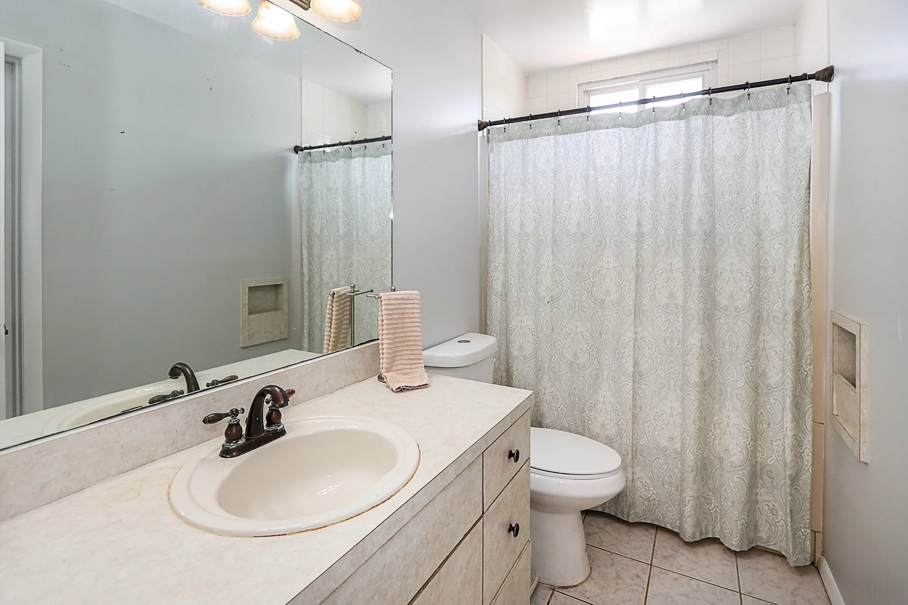104 Utica St, Bay Shore 22.JPG