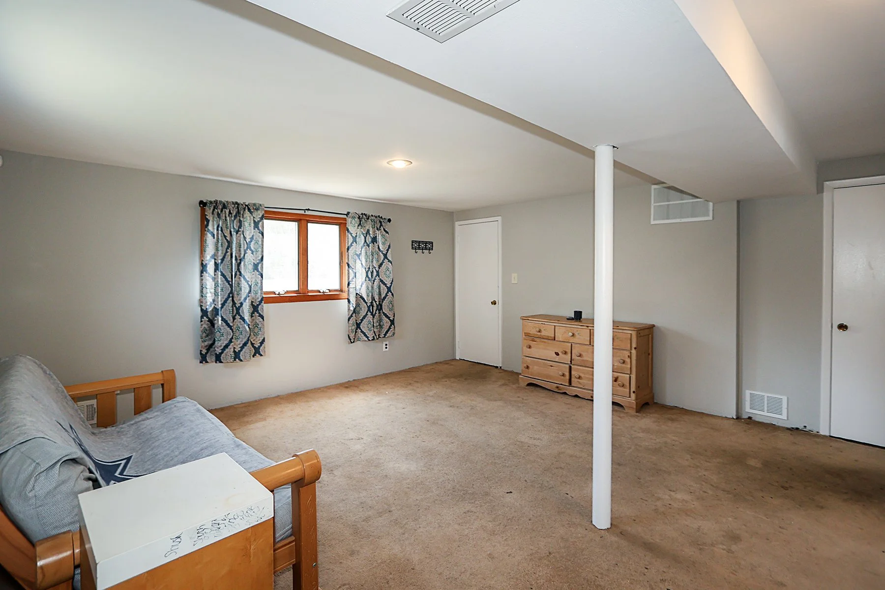 104 Utica St, Bay Shore 24.JPG