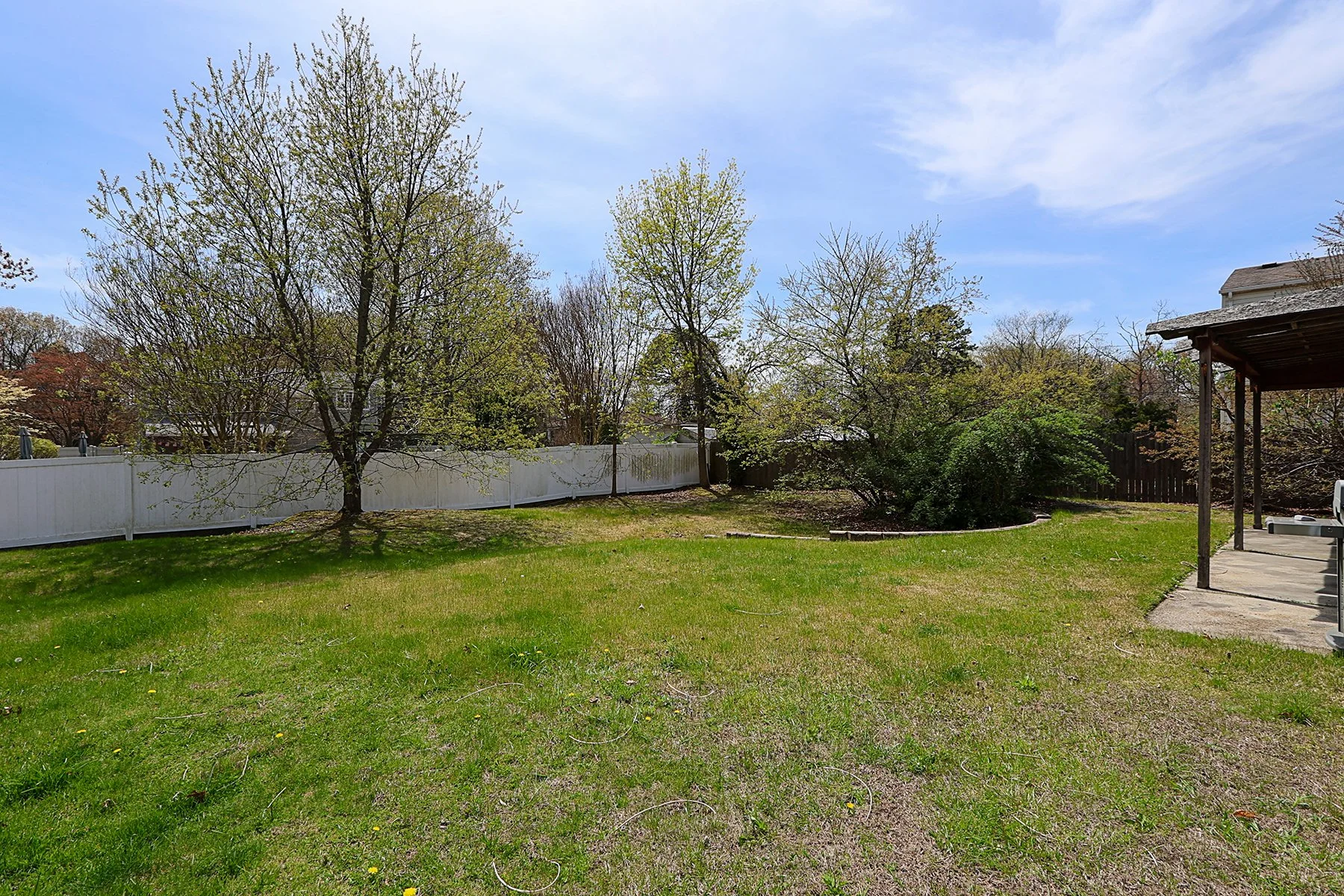 104 Utica St, Bay Shore 31.JPG