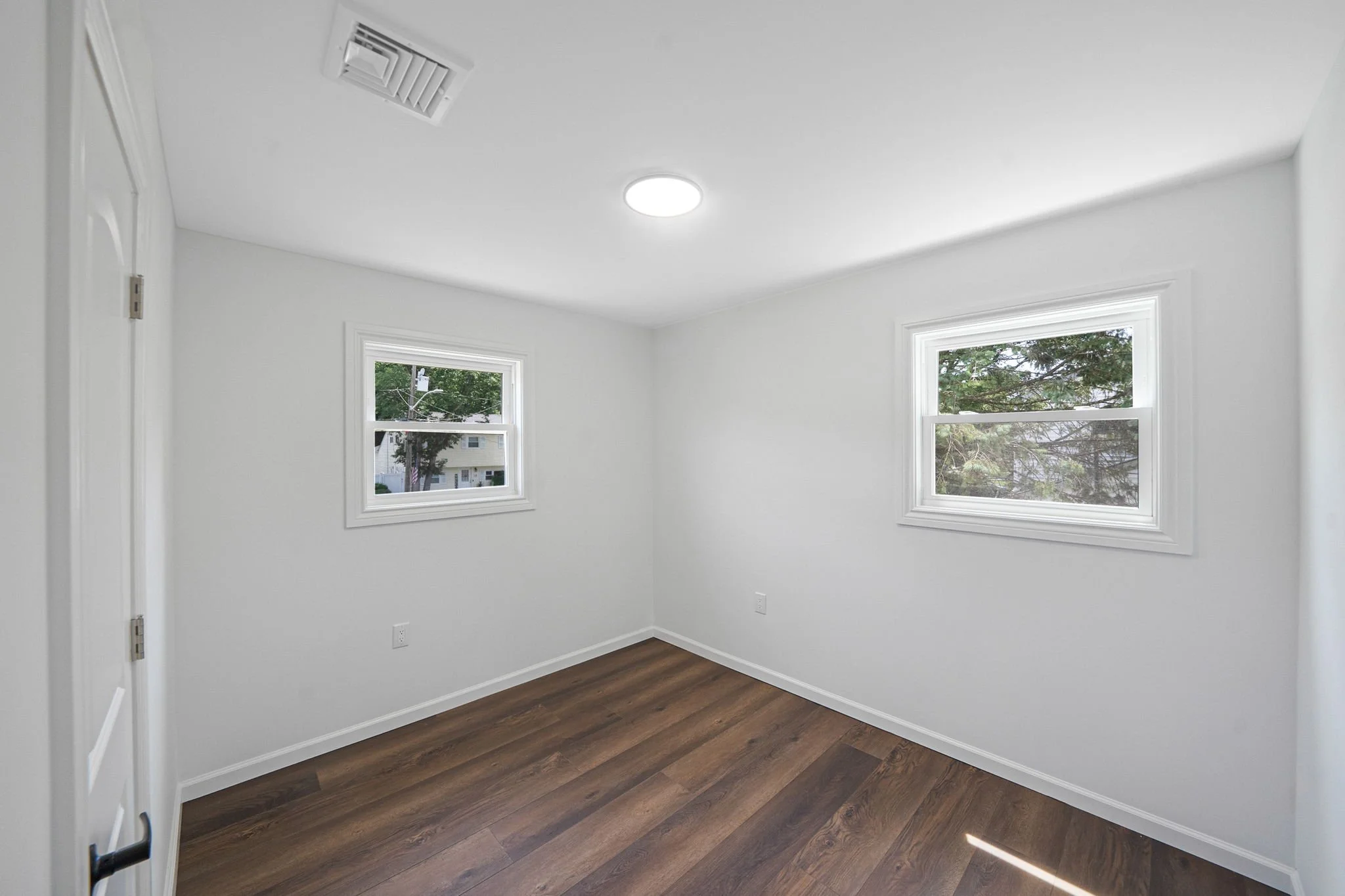 18-web-or-mls-13279 Final 0018.jpg