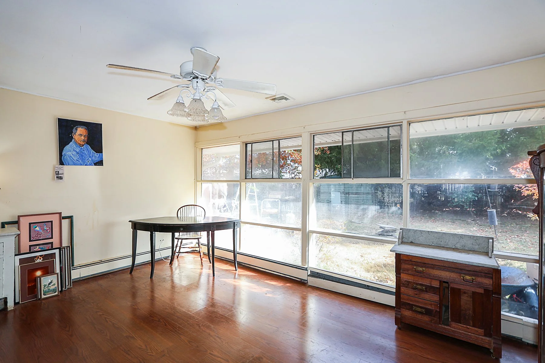 12 Friends Ln, Westbury 13.JPG